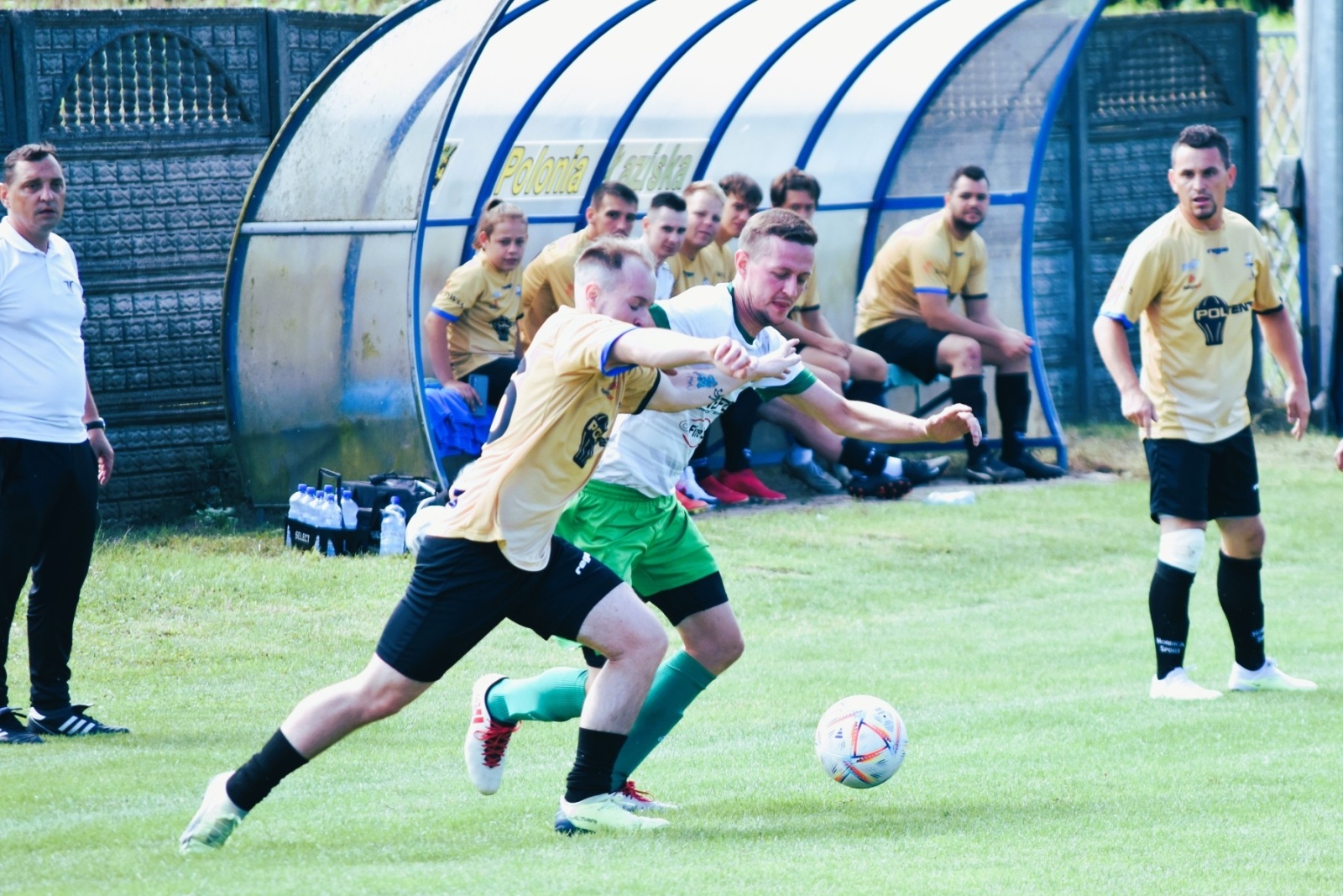 Zdjęcie w galerii na portalu naszwodzislaw.com: Puchar Wójta Gminy Godów za zwycięstwo w Gminnym Turnieju Piłki Nożnej powędrował do Gołkowic wiadomości z regionu