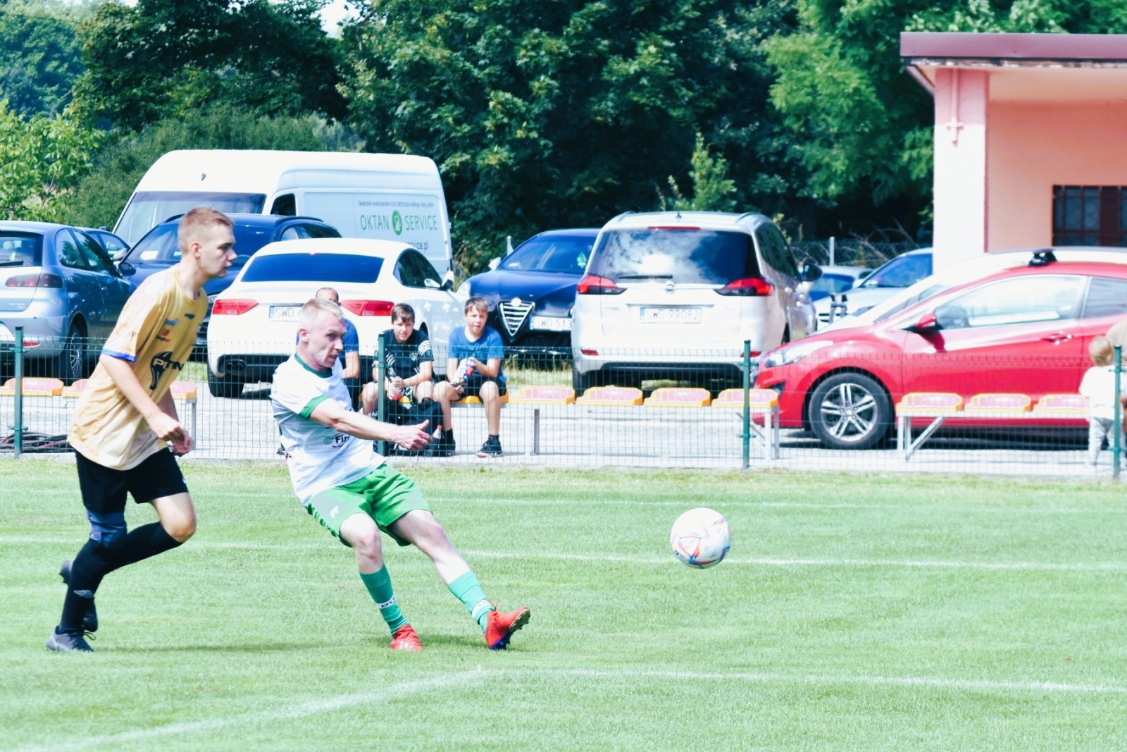 Zdjęcie w galerii na portalu naszwodzislaw.com: Puchar Wójta Gminy Godów za zwycięstwo w Gminnym Turnieju Piłki Nożnej powędrował do Gołkowic wiadomości z regionu