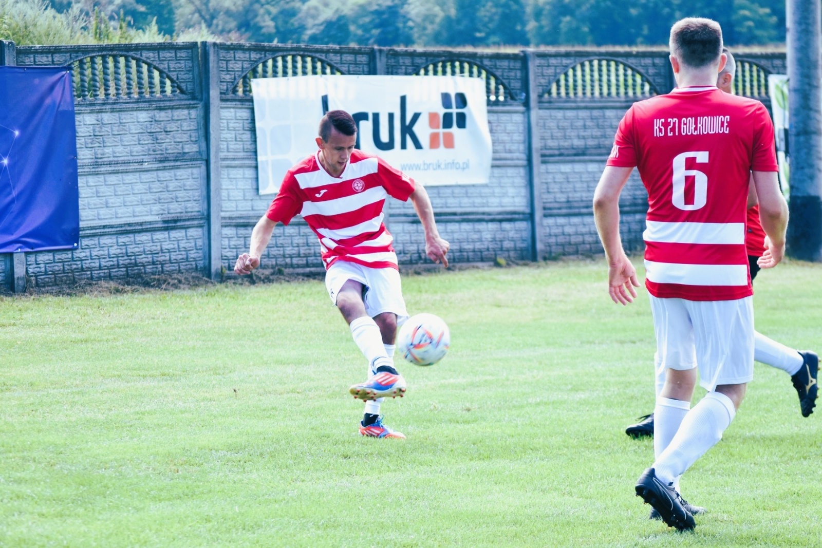 Zdjęcie w galerii na portalu naszwodzislaw.com: Puchar Wójta Gminy Godów za zwycięstwo w Gminnym Turnieju Piłki Nożnej powędrował do Gołkowic wiadomości z regionu