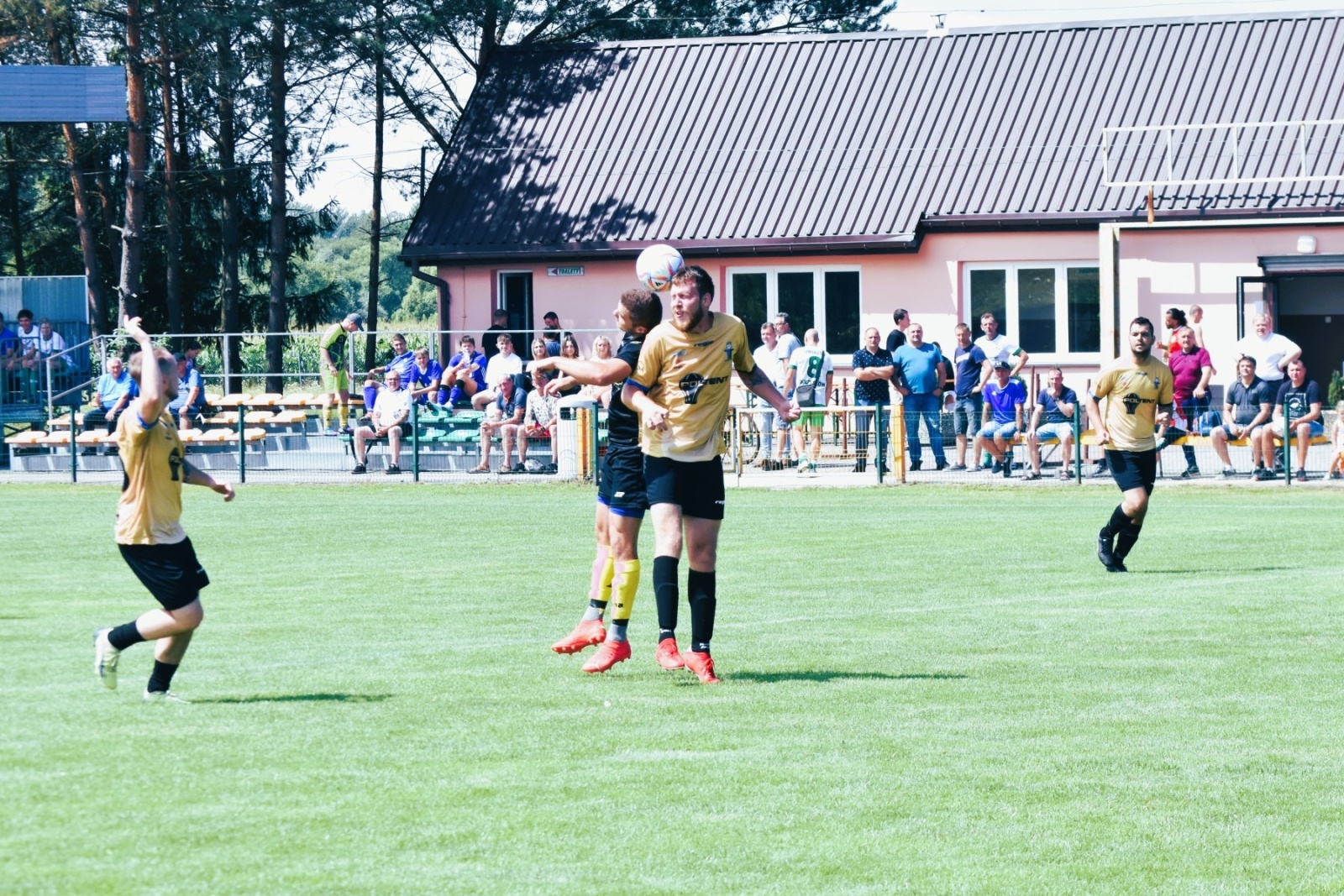 Zdjęcie w galerii na portalu naszwodzislaw.com: Puchar Wójta Gminy Godów za zwycięstwo w Gminnym Turnieju Piłki Nożnej powędrował do Gołkowic wiadomości z regionu