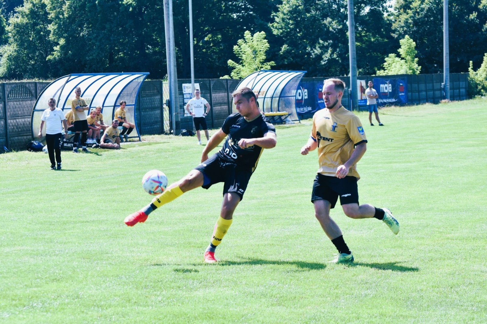 Zdjęcie w galerii na portalu naszwodzislaw.com: Puchar Wójta Gminy Godów za zwycięstwo w Gminnym Turnieju Piłki Nożnej powędrował do Gołkowic wiadomości z regionu