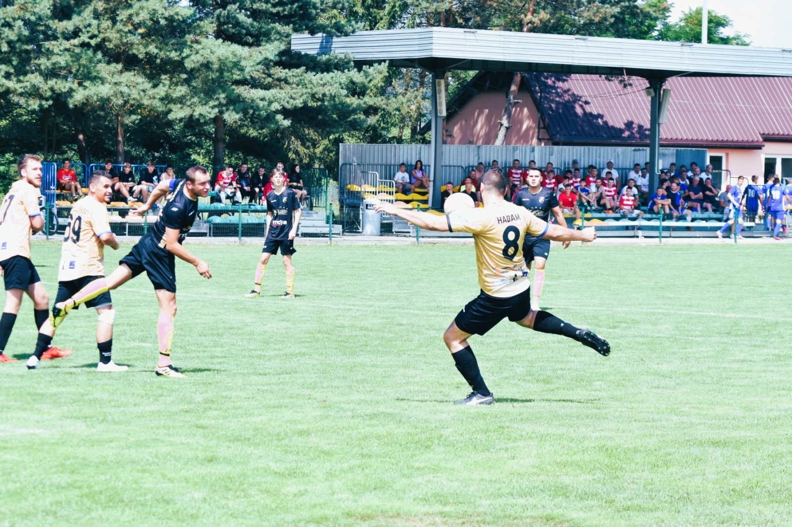 Zdjęcie w galerii na portalu naszwodzislaw.com: Puchar Wójta Gminy Godów za zwycięstwo w Gminnym Turnieju Piłki Nożnej powędrował do Gołkowic wiadomości z regionu