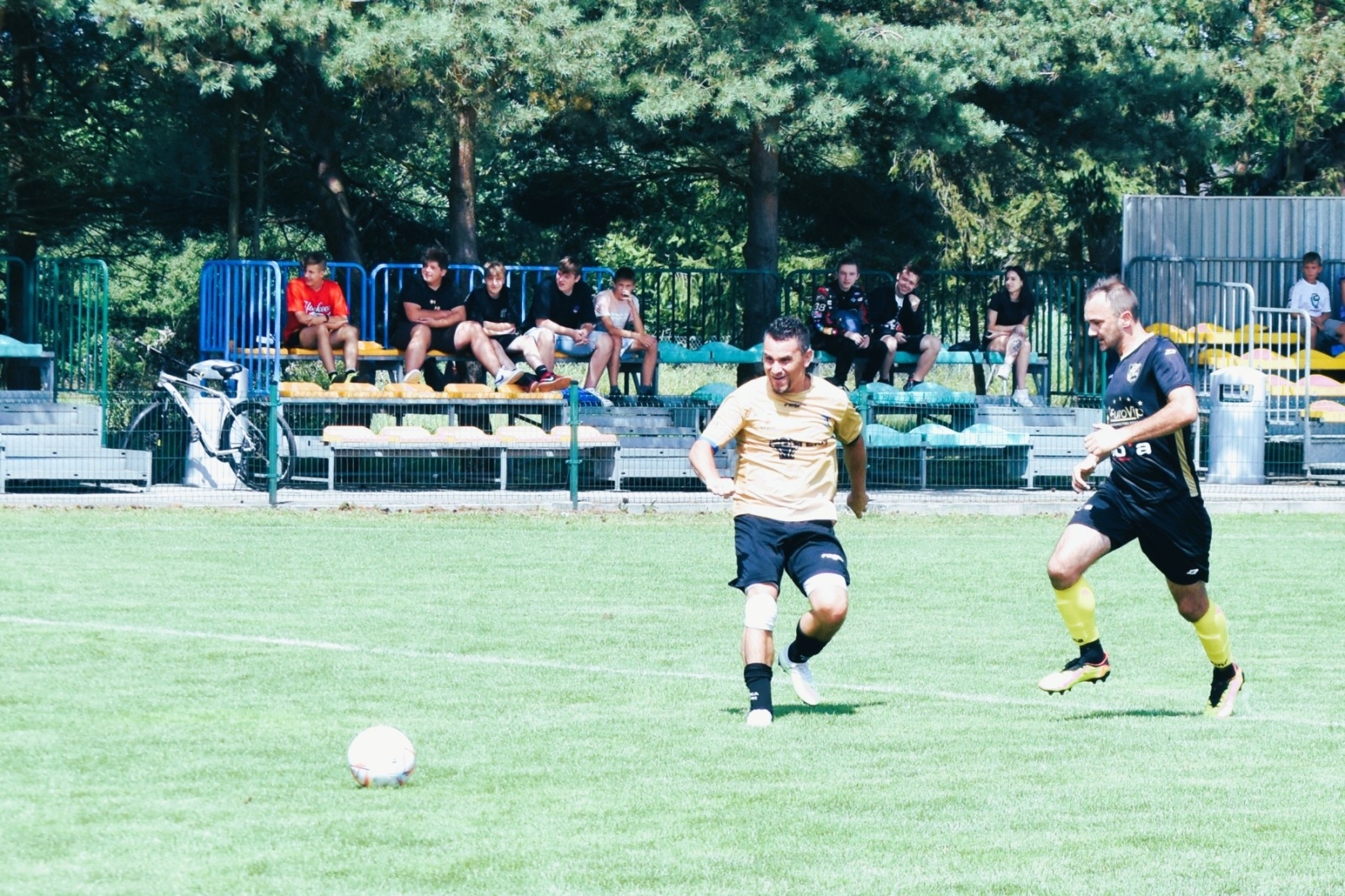 Zdjęcie w galerii na portalu naszwodzislaw.com: Puchar Wójta Gminy Godów za zwycięstwo w Gminnym Turnieju Piłki Nożnej powędrował do Gołkowic wiadomości z regionu