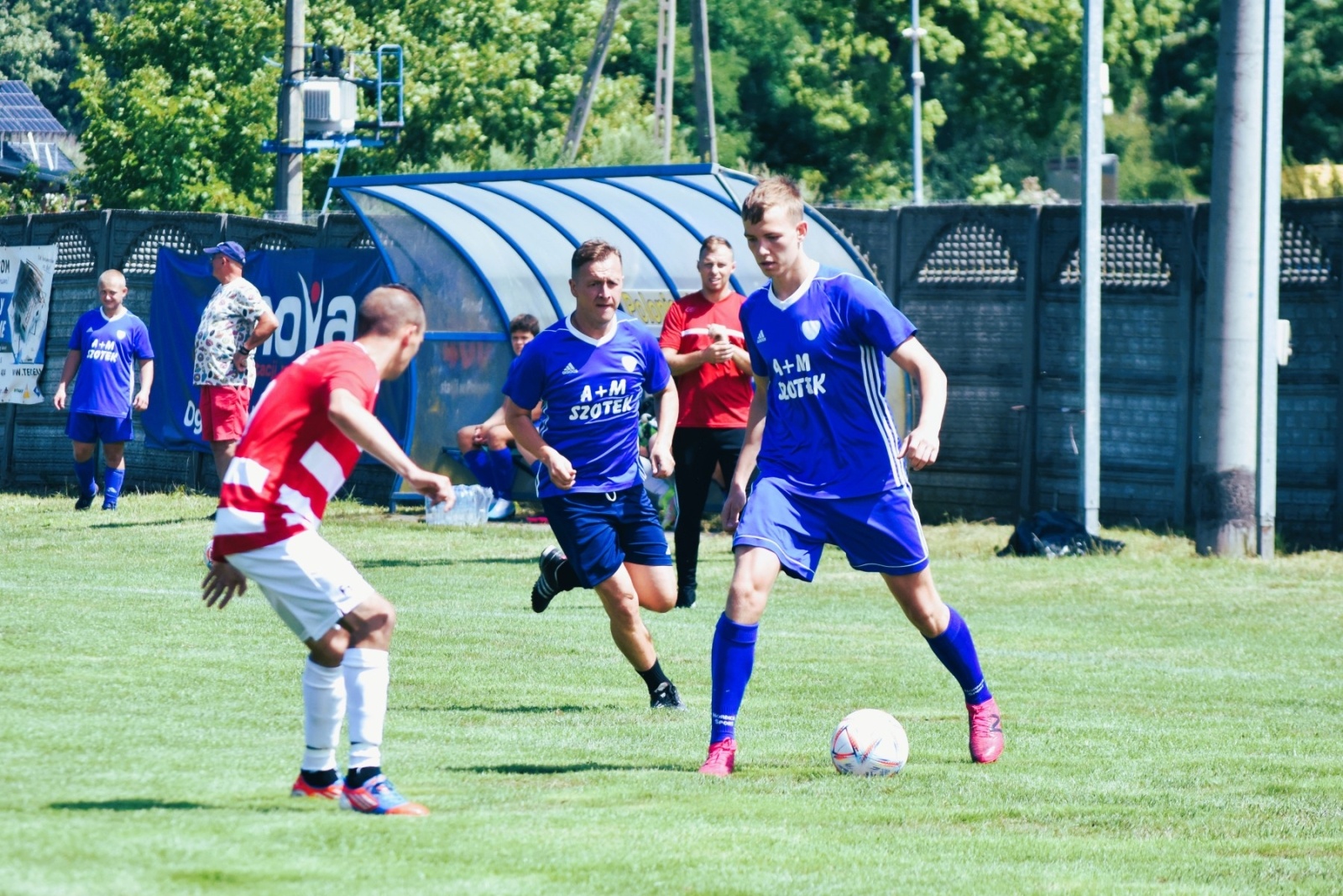 Zdjęcie w galerii na portalu naszwodzislaw.com: Puchar Wójta Gminy Godów za zwycięstwo w Gminnym Turnieju Piłki Nożnej powędrował do Gołkowic wiadomości z regionu