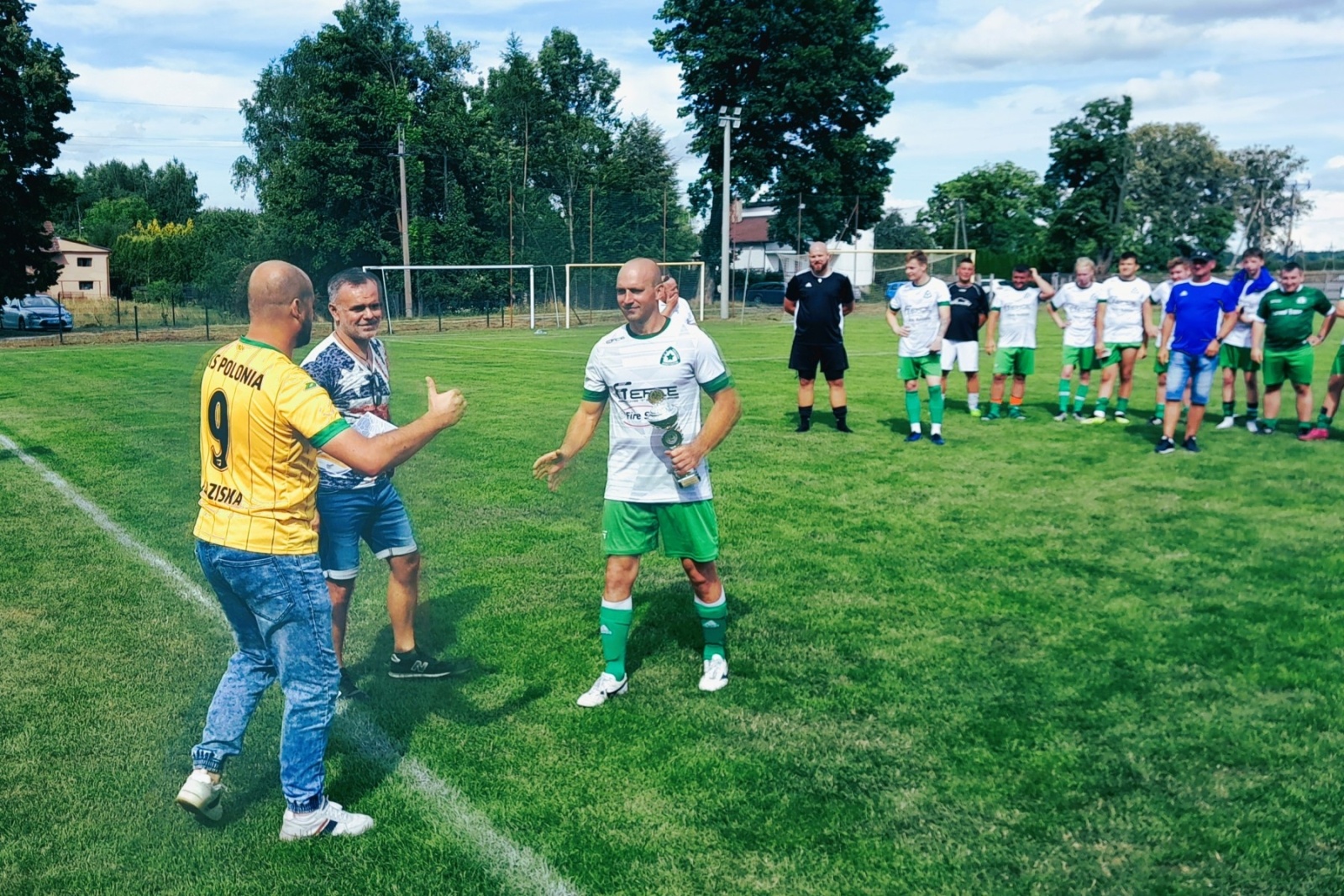 Zdjęcie w galerii na portalu naszwodzislaw.com: Puchar Wójta Gminy Godów za zwycięstwo w Gminnym Turnieju Piłki Nożnej powędrował do Gołkowic wiadomości z regionu