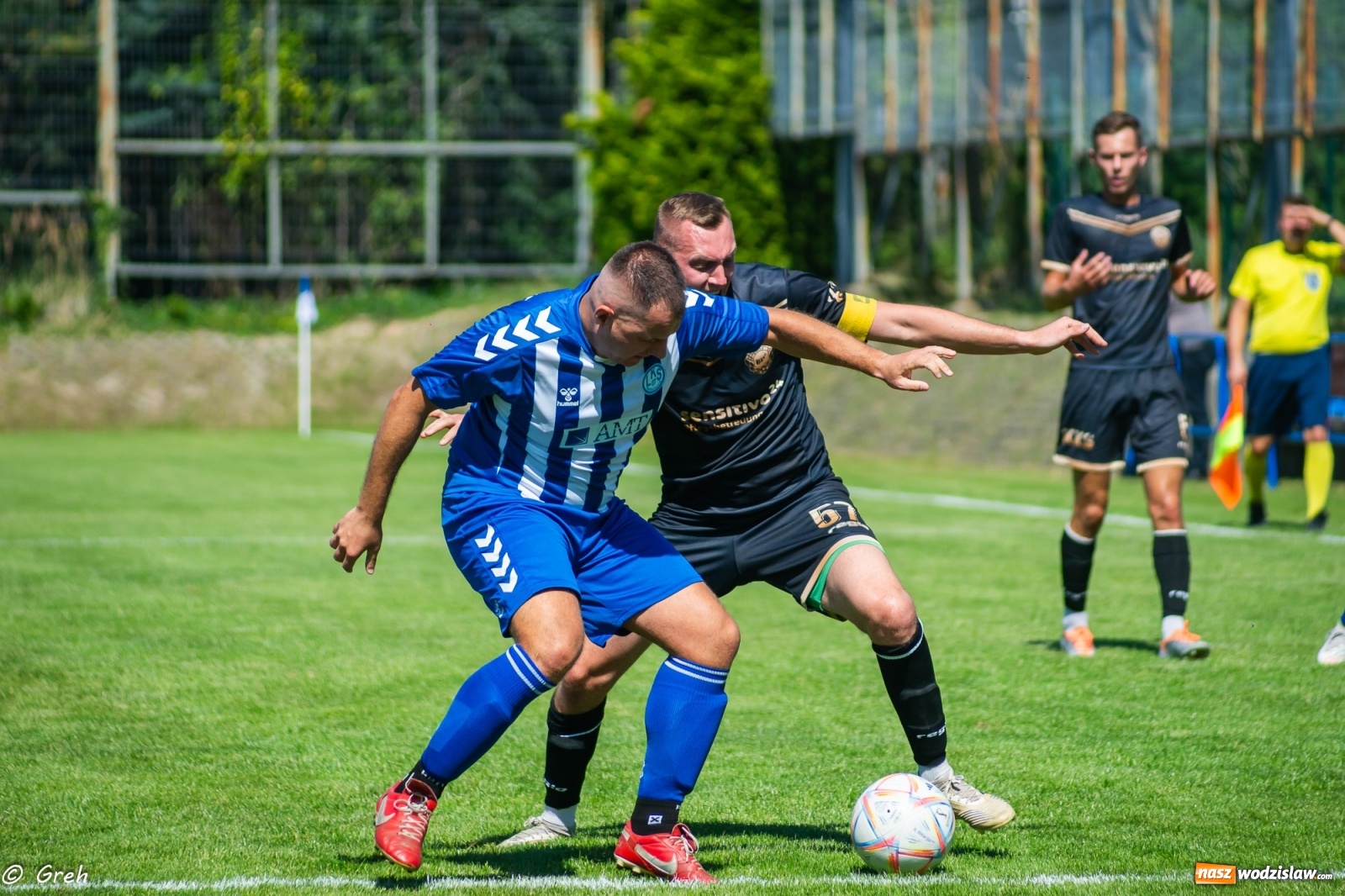 Zdjęcie w galerii na portalu naszwodzislaw.com: A klasa. Udana inauguracja Przyszłości Rogów. LKS 07 Markowice pokonany [FOTO] wiadomości z regionu