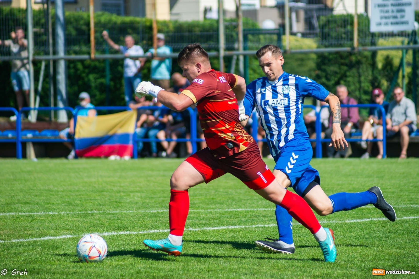 Zdjęcie w galerii na portalu naszwodzislaw.com: A klasa. Udana inauguracja Przyszłości Rogów. LKS 07 Markowice pokonany [FOTO] wiadomości z regionu