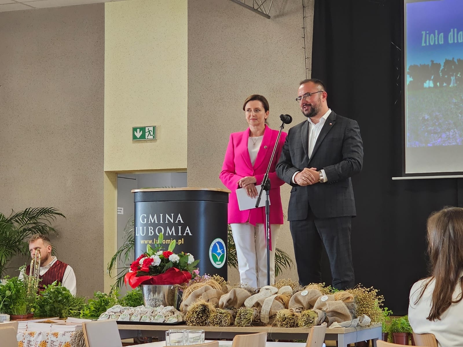 Zdjęcie w galerii na portalu naszwodzislaw.com: Do Lubomi przyjechała wiceminister rolnictwa. Spotkała się z Kołami Gospodyń Wiejskich wiadomości z regionu