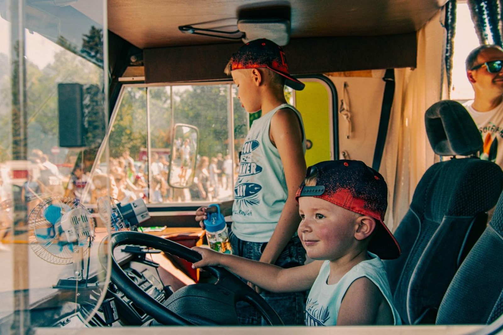 Zdjęcie w galerii na portalu naszwodzislaw.com: Za nami pierwszy zlot zabytkowej motoryzacji [FOTO] wiadomości z regionu