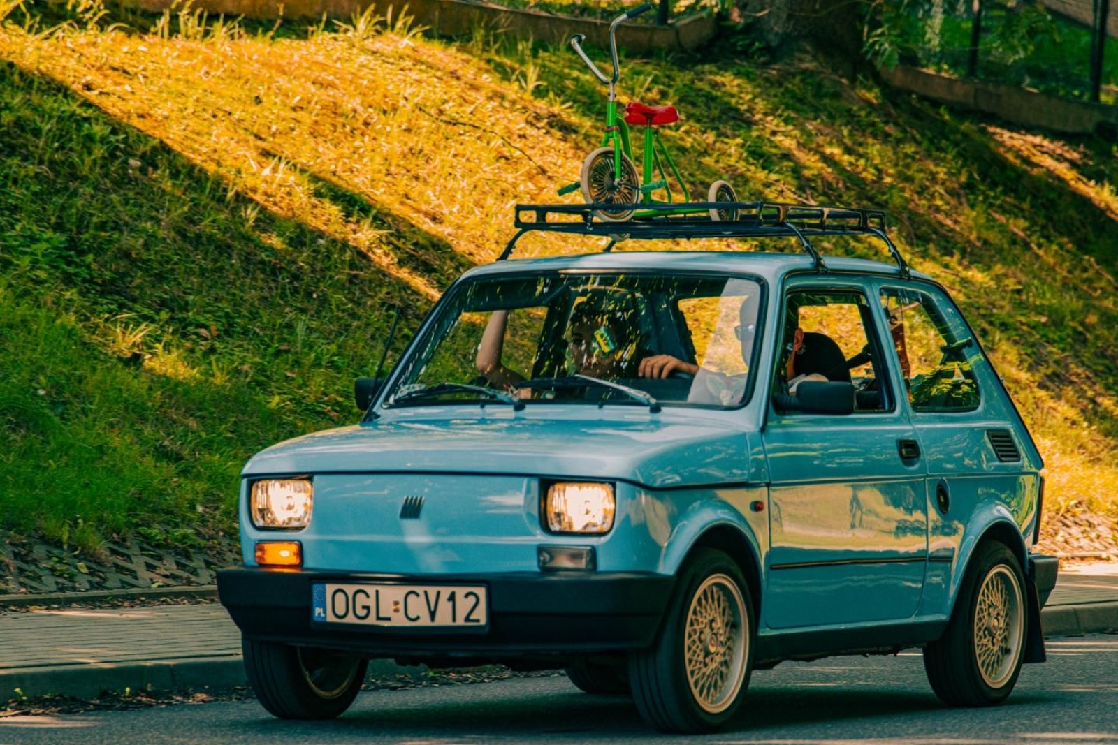 Zdjęcie w galerii na portalu naszwodzislaw.com: Za nami pierwszy zlot zabytkowej motoryzacji [FOTO] wiadomości z regionu
