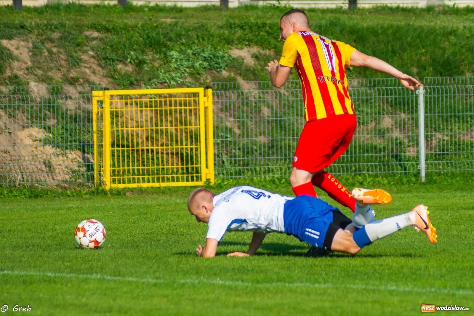 Zdjęcie w galerii na portalu naszwodzislaw.com: Płomień z Połomi pochłonął Unię Racibórz [FOTO] wiadomości z regionu