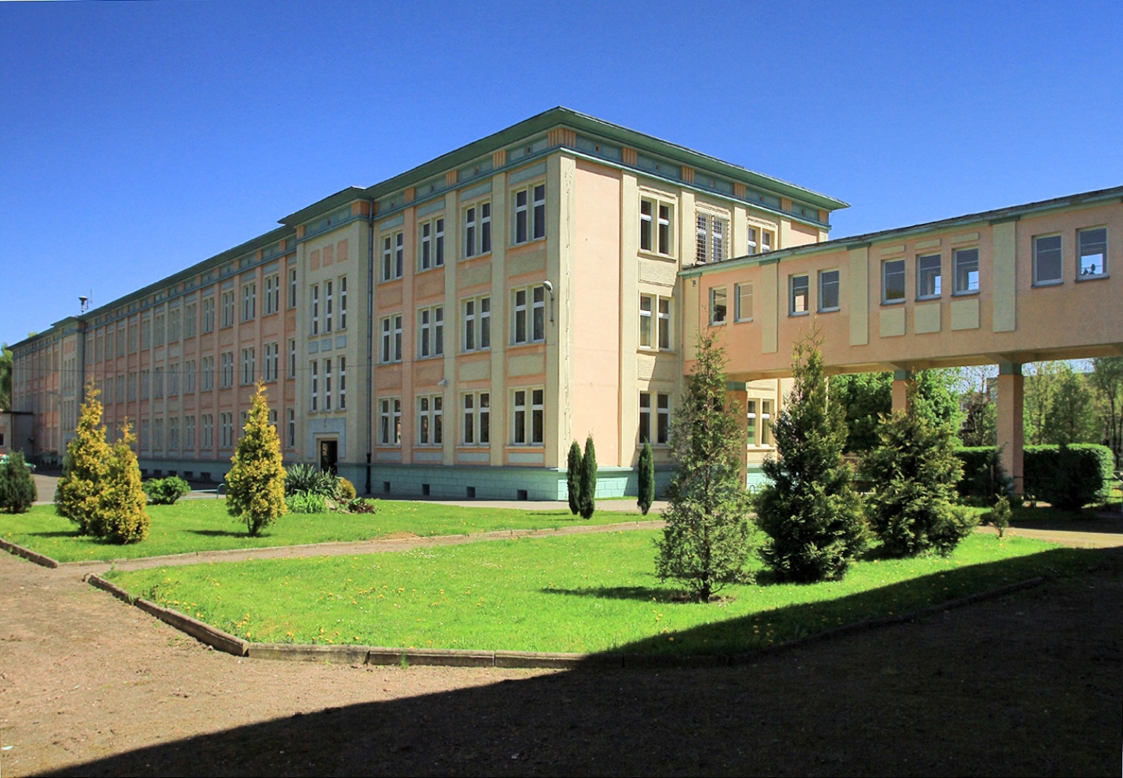 Zdjęcie w galerii na portalu naszwodzislaw.com: Nigdy nie jest za późno, aby studiować: Akademia Nauk Stosowanych w Raciborzu czeka na Ciebie! wiadomości z regionu