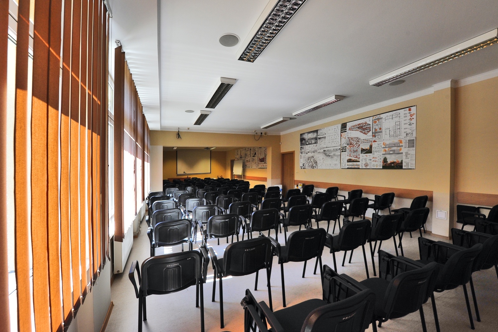 Zdjęcie w galerii na portalu naszwodzislaw.com: Nigdy nie jest za późno, aby studiować: Akademia Nauk Stosowanych w Raciborzu czeka na Ciebie! wiadomości z regionu