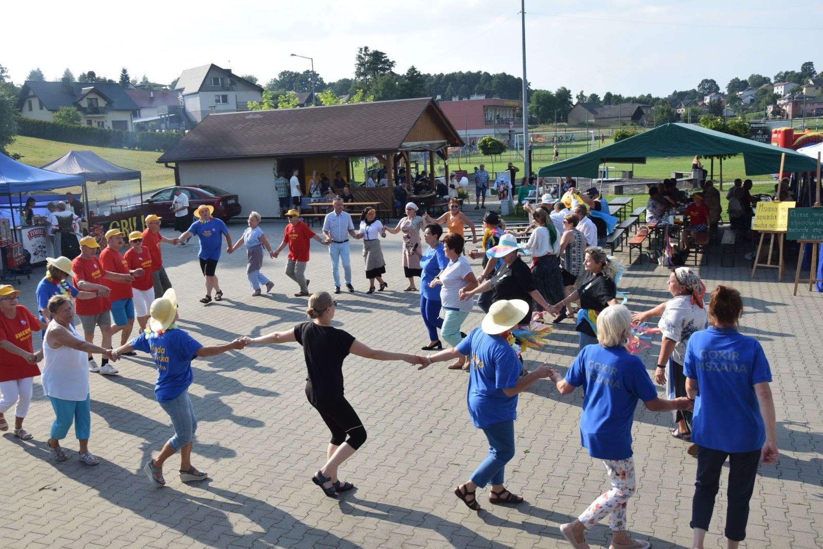 Zdjęcie w galerii na portalu naszwodzislaw.com: Sąsiedzka integracja w Połomi pełna atrakcji [FOTO] wiadomości z regionu