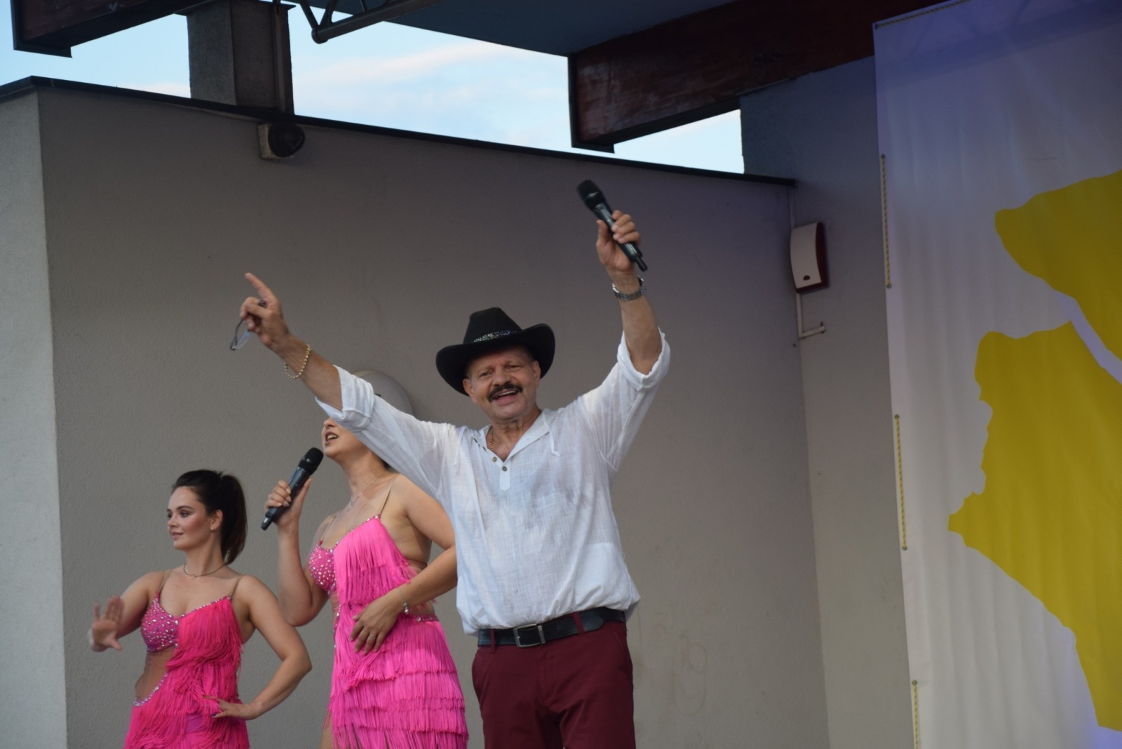 Zdjęcie w galerii na portalu naszwodzislaw.com: Sąsiedzka integracja w Połomi pełna atrakcji [FOTO] wiadomości z regionu