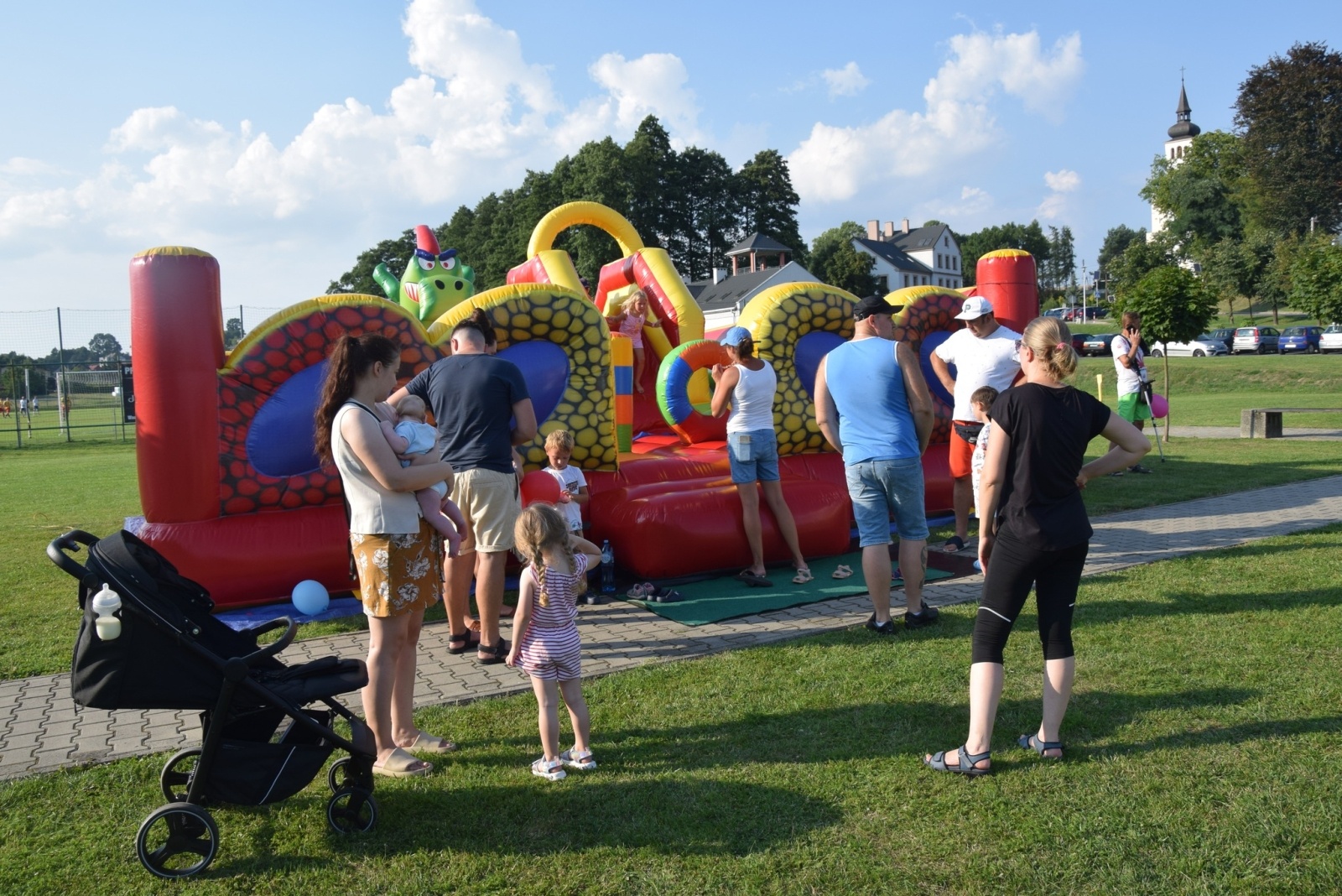 Zdjęcie w galerii na portalu naszwodzislaw.com: Sąsiedzka integracja w Połomi pełna atrakcji [FOTO] wiadomości z regionu