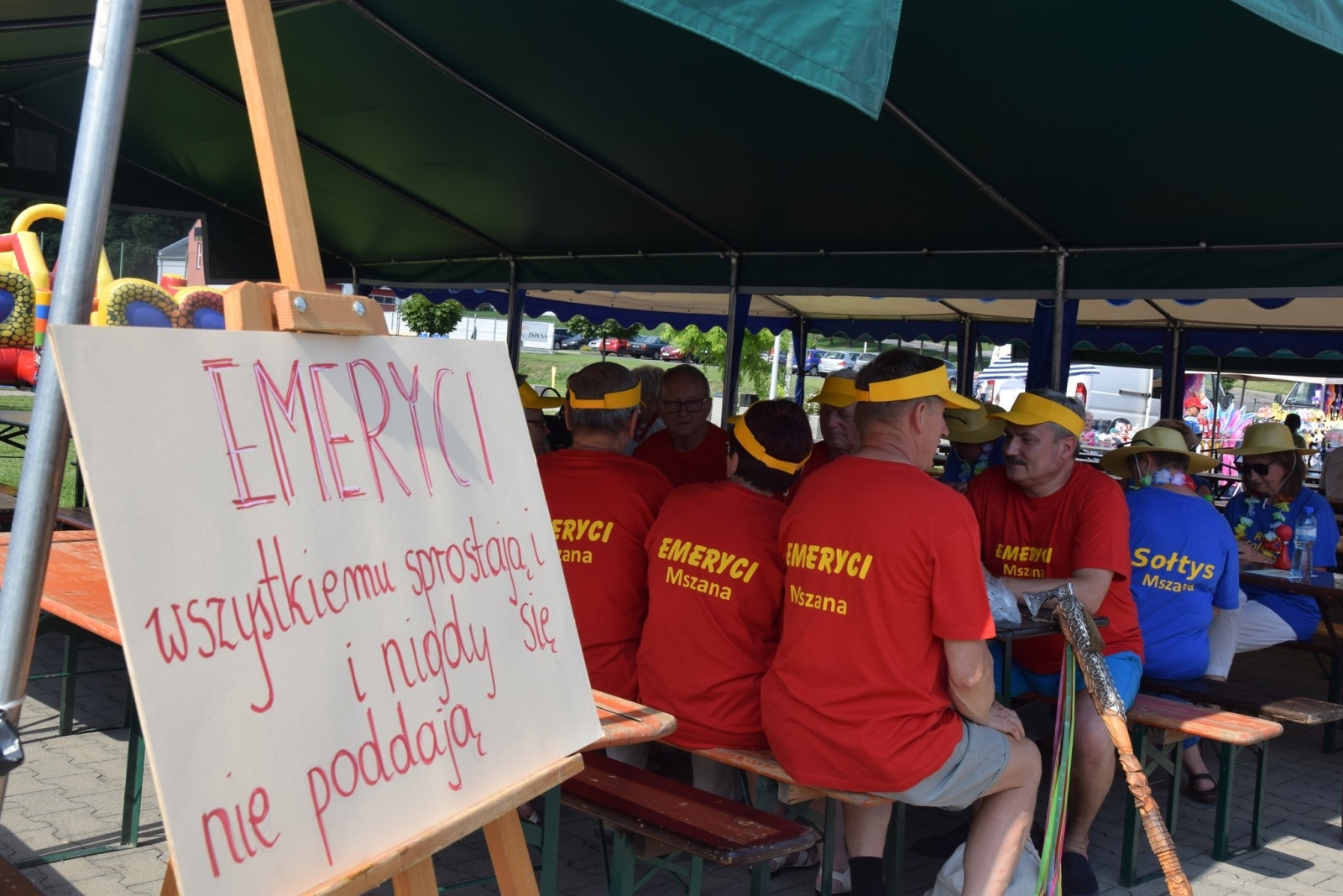 Zdjęcie w galerii na portalu naszwodzislaw.com: Sąsiedzka integracja w Połomi pełna atrakcji [FOTO] wiadomości z regionu