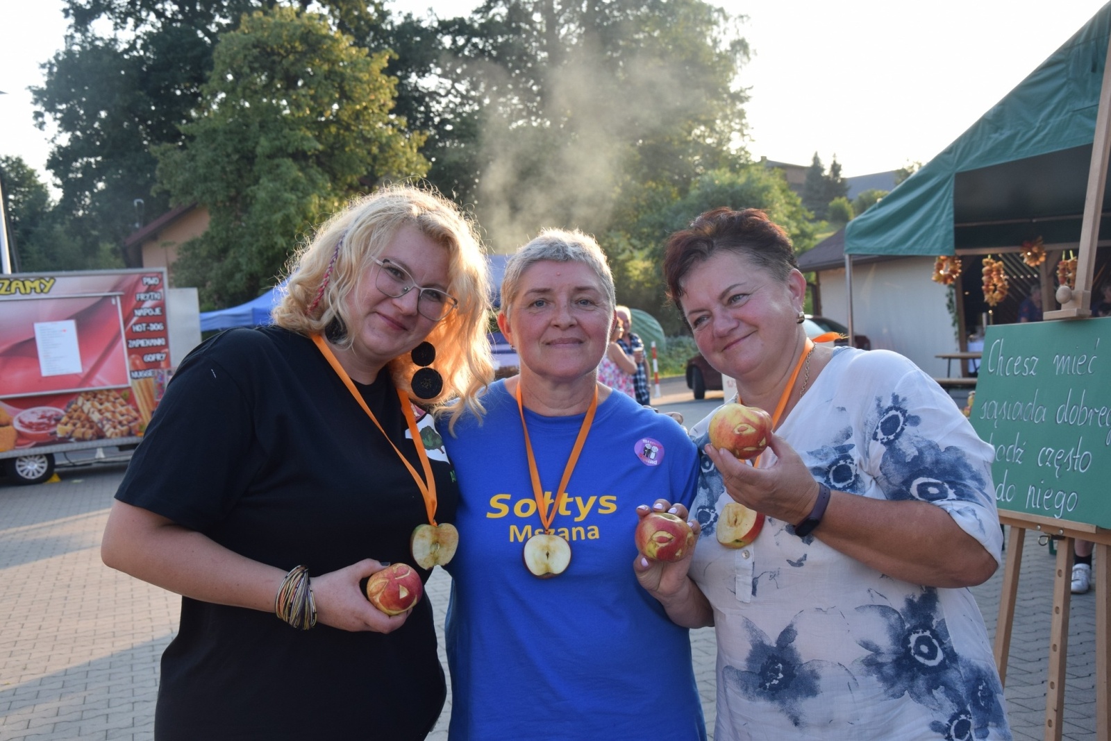 Zdjęcie w galerii na portalu naszwodzislaw.com: Sąsiedzka integracja w Połomi pełna atrakcji [FOTO] wiadomości z regionu