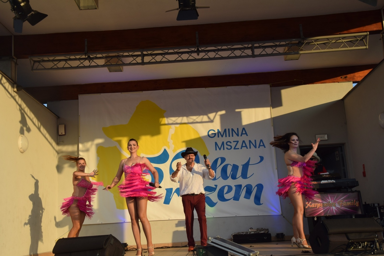 Zdjęcie w galerii na portalu naszwodzislaw.com: Sąsiedzka integracja w Połomi pełna atrakcji [FOTO] wiadomości z regionu