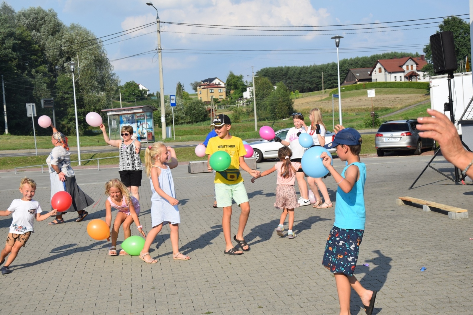 Zdjęcie w galerii na portalu naszwodzislaw.com: Sąsiedzka integracja w Połomi pełna atrakcji [FOTO] wiadomości z regionu