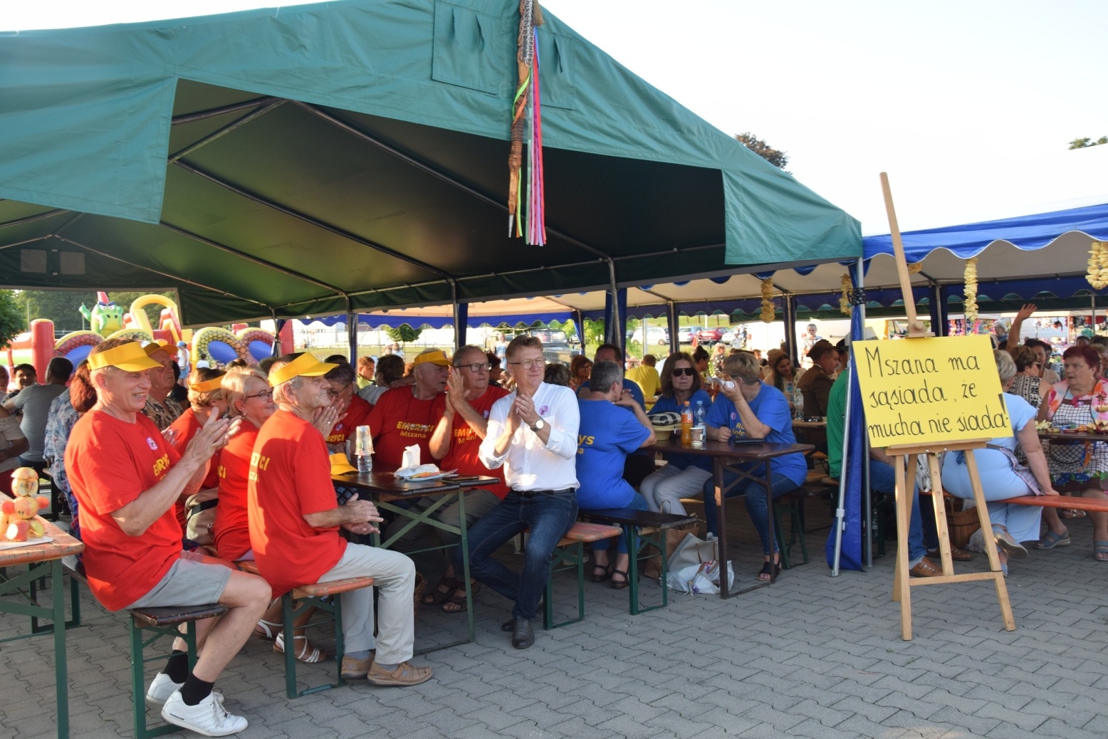Zdjęcie w galerii na portalu naszwodzislaw.com: Sąsiedzka integracja w Połomi pełna atrakcji [FOTO] wiadomości z regionu