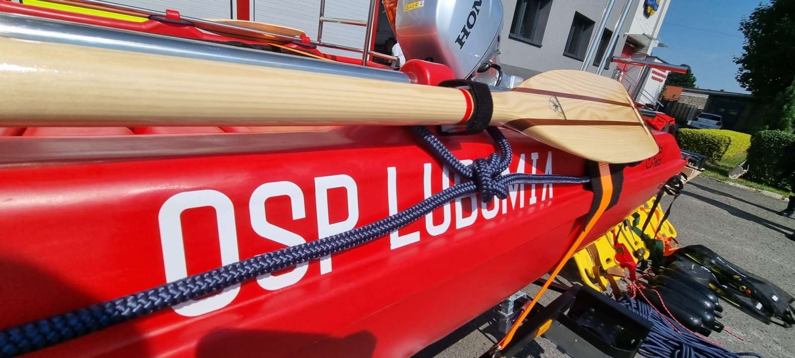 Zdjęcie w galerii na portalu naszwodzislaw.com: Strażacy z Lubomi i Olzy z nowymi łodziami do ratownictwa wodnego wiadomości z regionu