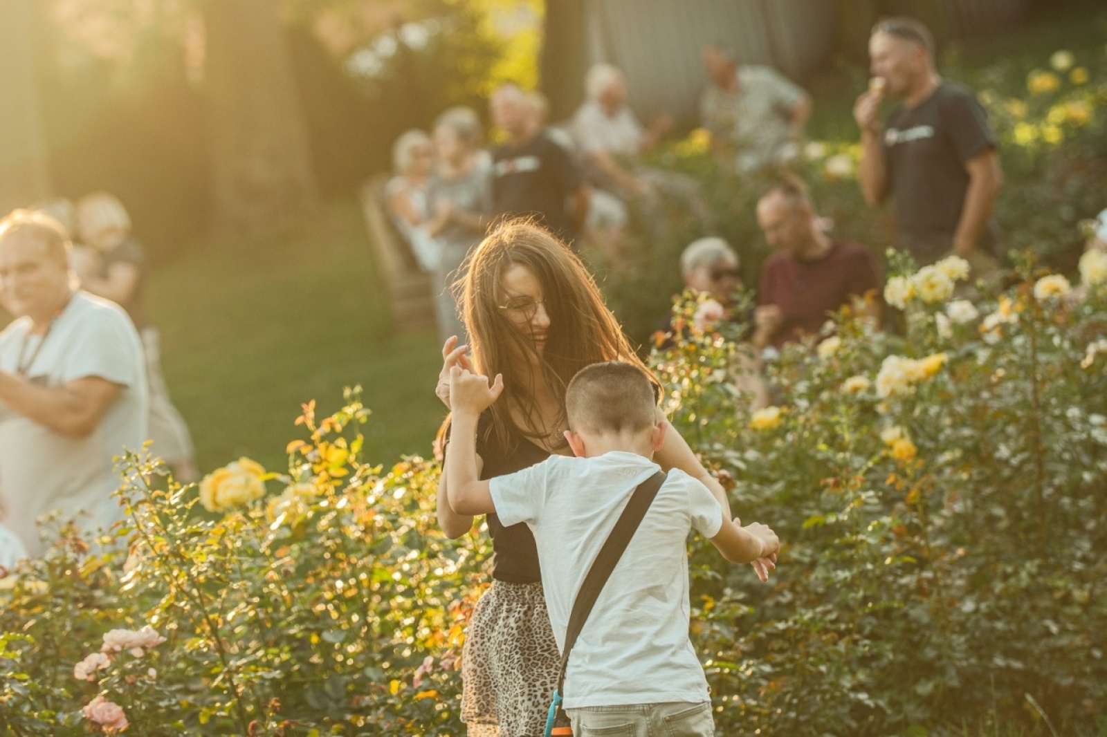 Zdjęcie w galerii na portalu naszwodzislaw.com: Golden Mix i Flipper Duo w ramach Letniego Muzykowania [FOTO] wiadomości z regionu