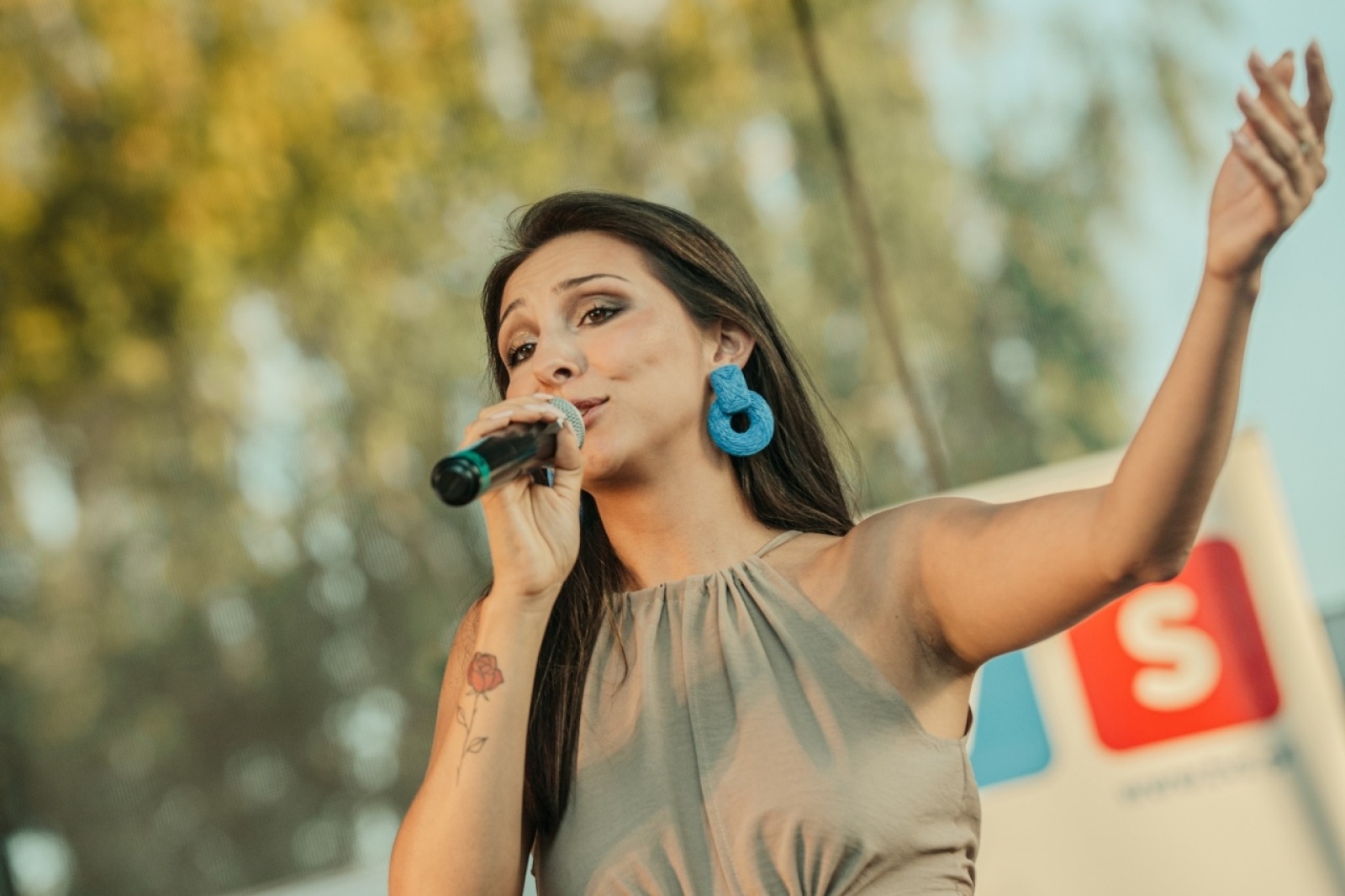 Zdjęcie w galerii na portalu naszwodzislaw.com: Golden Mix i Flipper Duo w ramach Letniego Muzykowania [FOTO] wiadomości z regionu