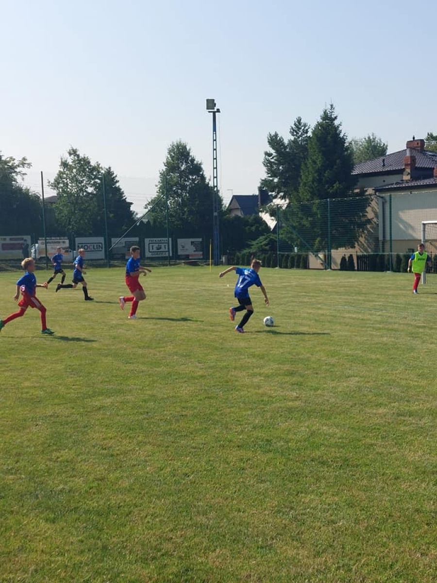 Zdjęcie w galerii na portalu naszwodzislaw.com: Piłkarska rywalizacja w Gorzycach. Czarni Gorzyce i FC Hlucin najlepsi [FOTO] wiadomości z regionu