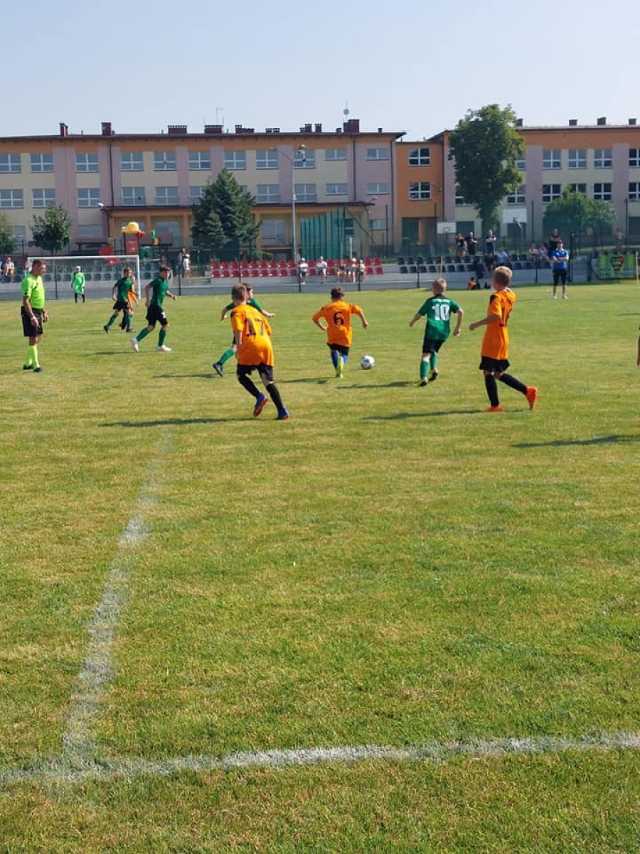 Zdjęcie w galerii na portalu naszwodzislaw.com: Piłkarska rywalizacja w Gorzycach. Czarni Gorzyce i FC Hlucin najlepsi [FOTO] wiadomości z regionu