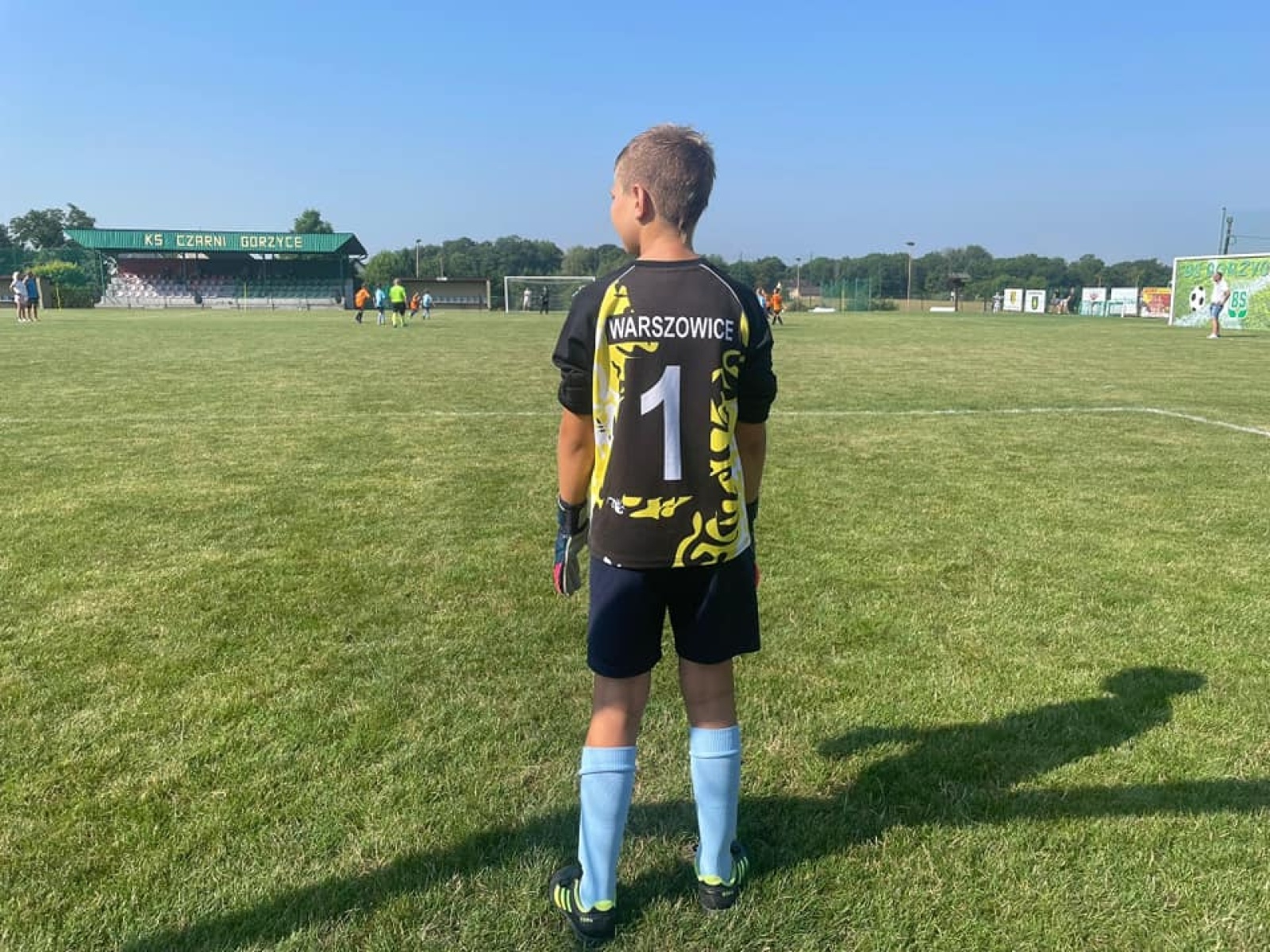 Zdjęcie w galerii na portalu naszwodzislaw.com: Piłkarska rywalizacja w Gorzycach. Czarni Gorzyce i FC Hlucin najlepsi [FOTO] wiadomości z regionu