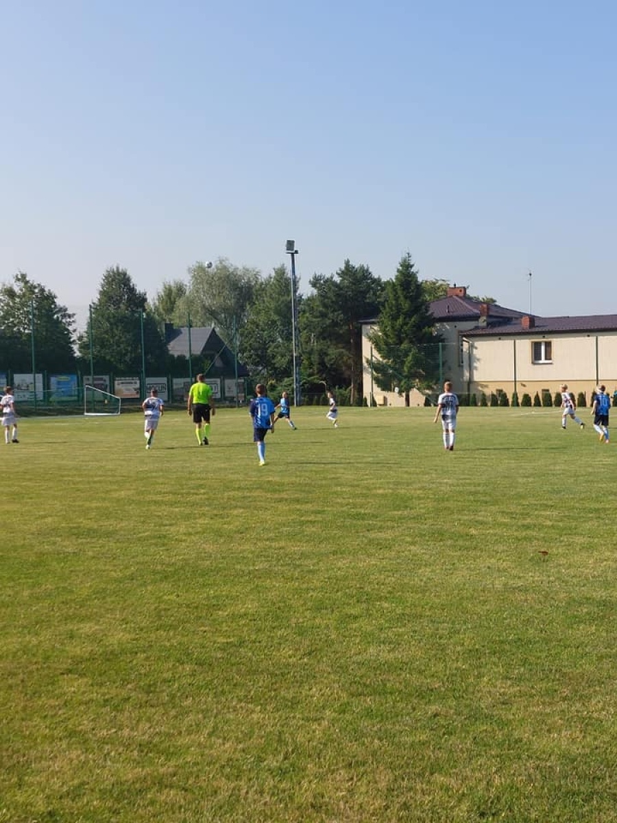 Zdjęcie w galerii na portalu naszwodzislaw.com: Piłkarska rywalizacja w Gorzycach. Czarni Gorzyce i FC Hlucin najlepsi [FOTO] wiadomości z regionu