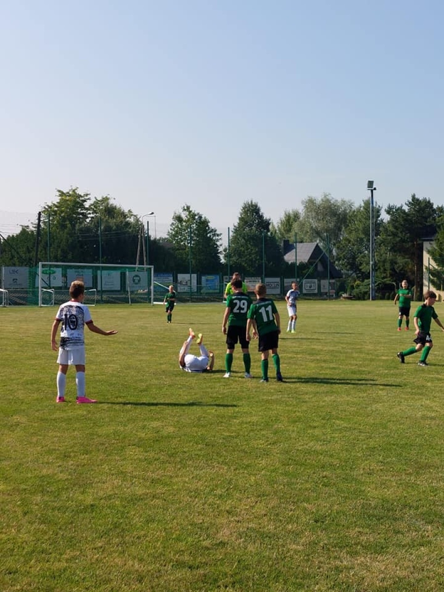 Zdjęcie w galerii na portalu naszwodzislaw.com: Piłkarska rywalizacja w Gorzycach. Czarni Gorzyce i FC Hlucin najlepsi [FOTO] wiadomości z regionu