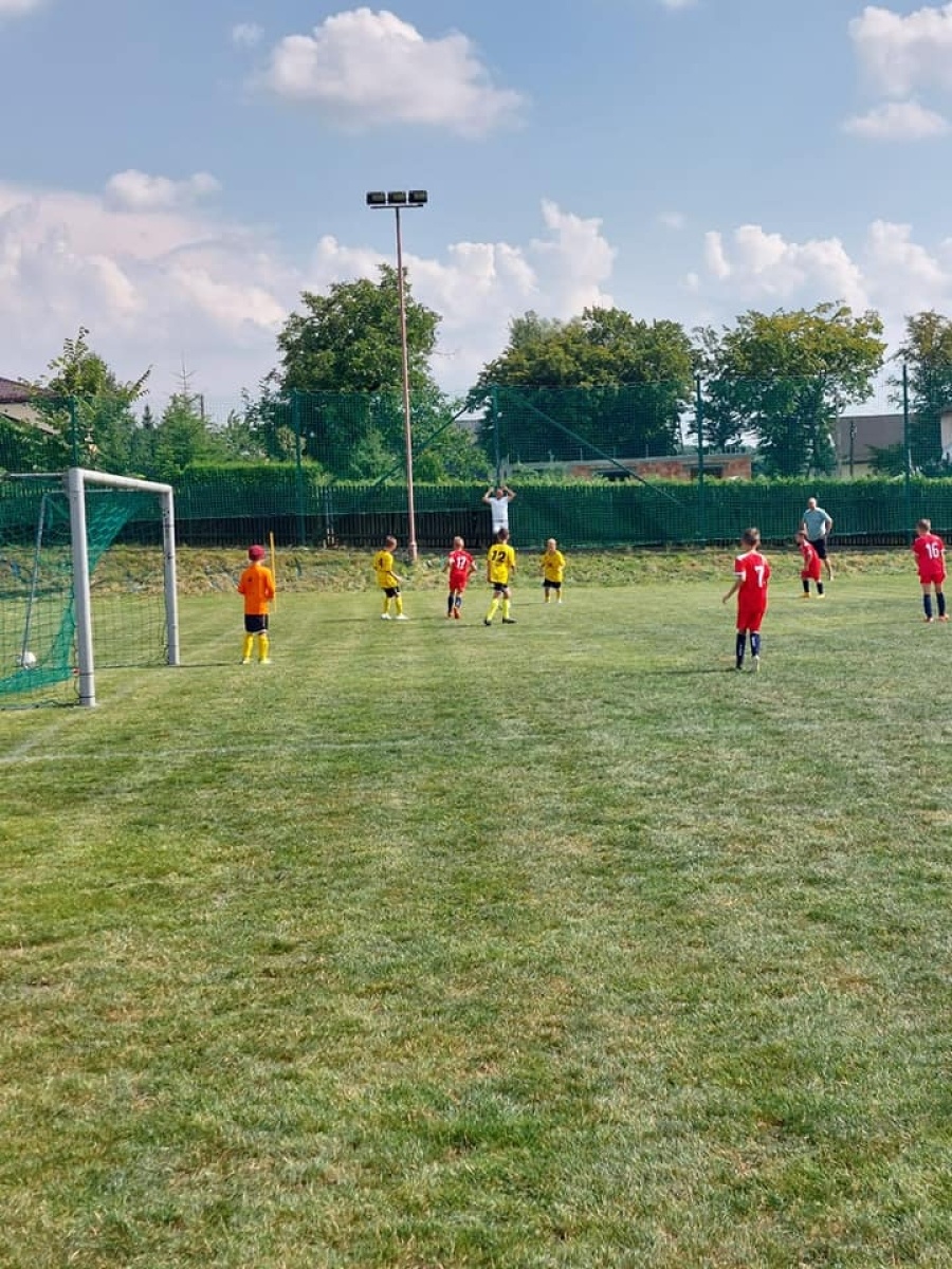 Zdjęcie w galerii na portalu naszwodzislaw.com: Piłkarska rywalizacja w Gorzycach. Czarni Gorzyce i FC Hlucin najlepsi [FOTO] wiadomości z regionu