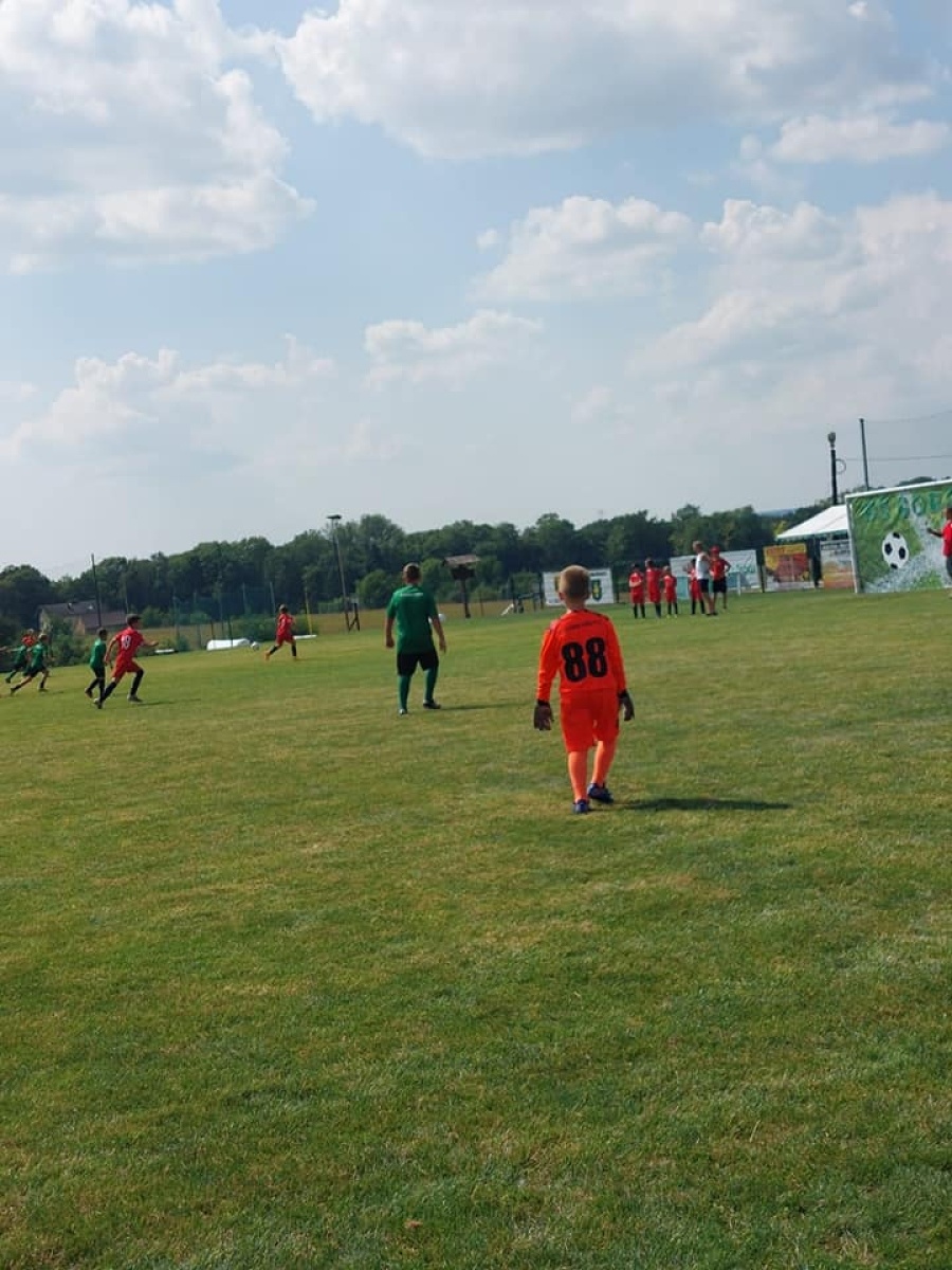 Zdjęcie w galerii na portalu naszwodzislaw.com: Piłkarska rywalizacja w Gorzycach. Czarni Gorzyce i FC Hlucin najlepsi [FOTO] wiadomości z regionu