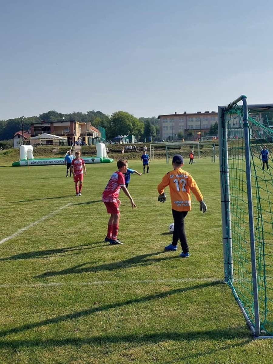 Zdjęcie w galerii na portalu naszwodzislaw.com: Piłkarska rywalizacja w Gorzycach. Czarni Gorzyce i FC Hlucin najlepsi [FOTO] wiadomości z regionu