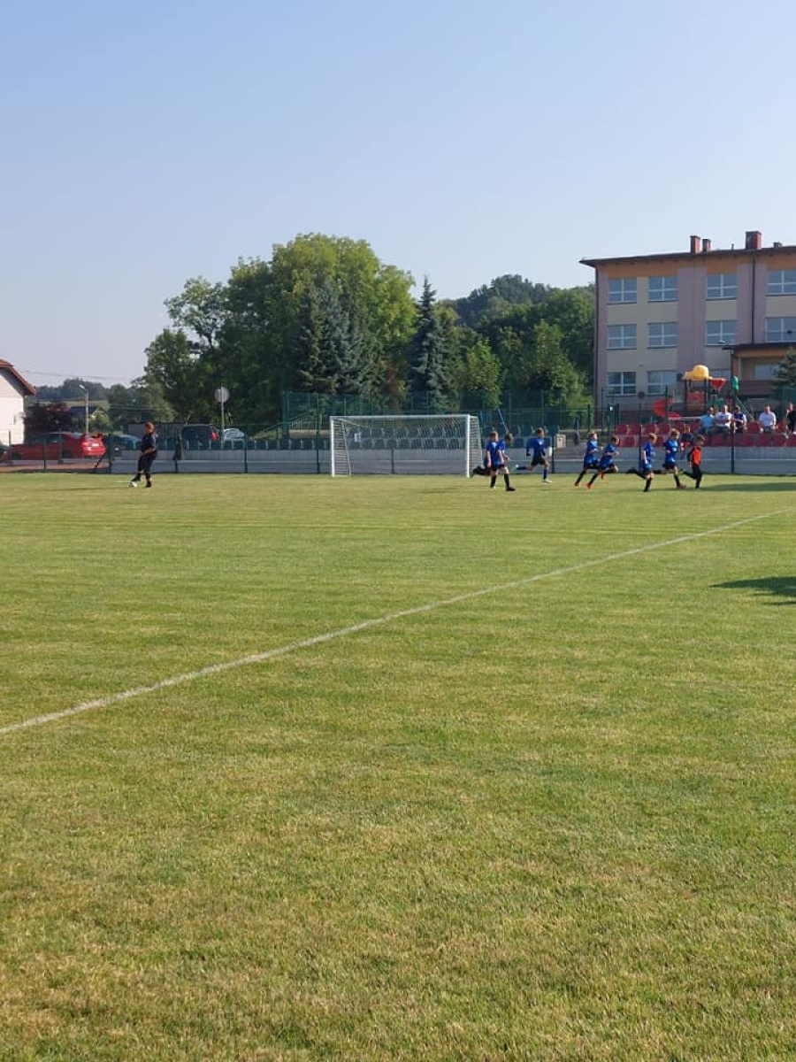 Zdjęcie w galerii na portalu naszwodzislaw.com: Piłkarska rywalizacja w Gorzycach. Czarni Gorzyce i FC Hlucin najlepsi [FOTO] wiadomości z regionu