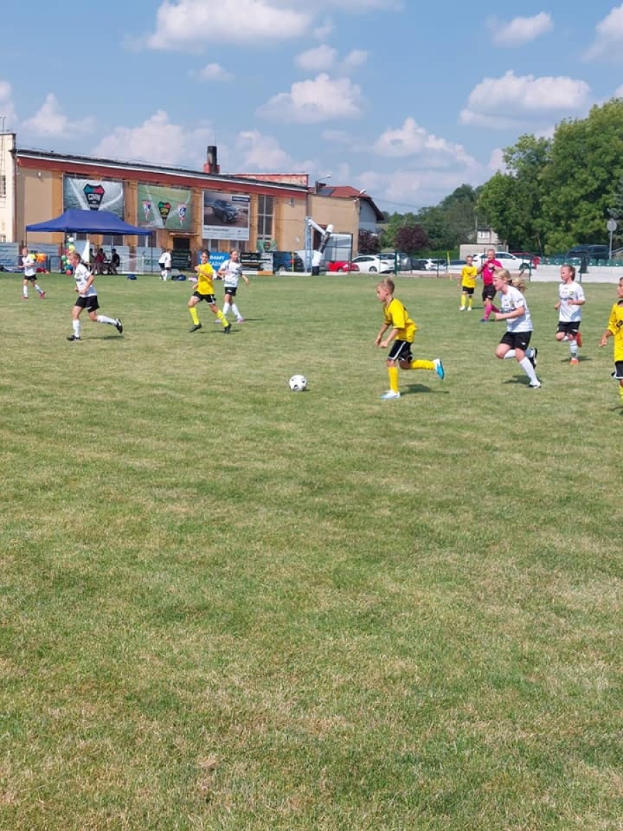 Zdjęcie w galerii na portalu naszwodzislaw.com: Piłkarska rywalizacja w Gorzycach. Czarni Gorzyce i FC Hlucin najlepsi [FOTO] wiadomości z regionu