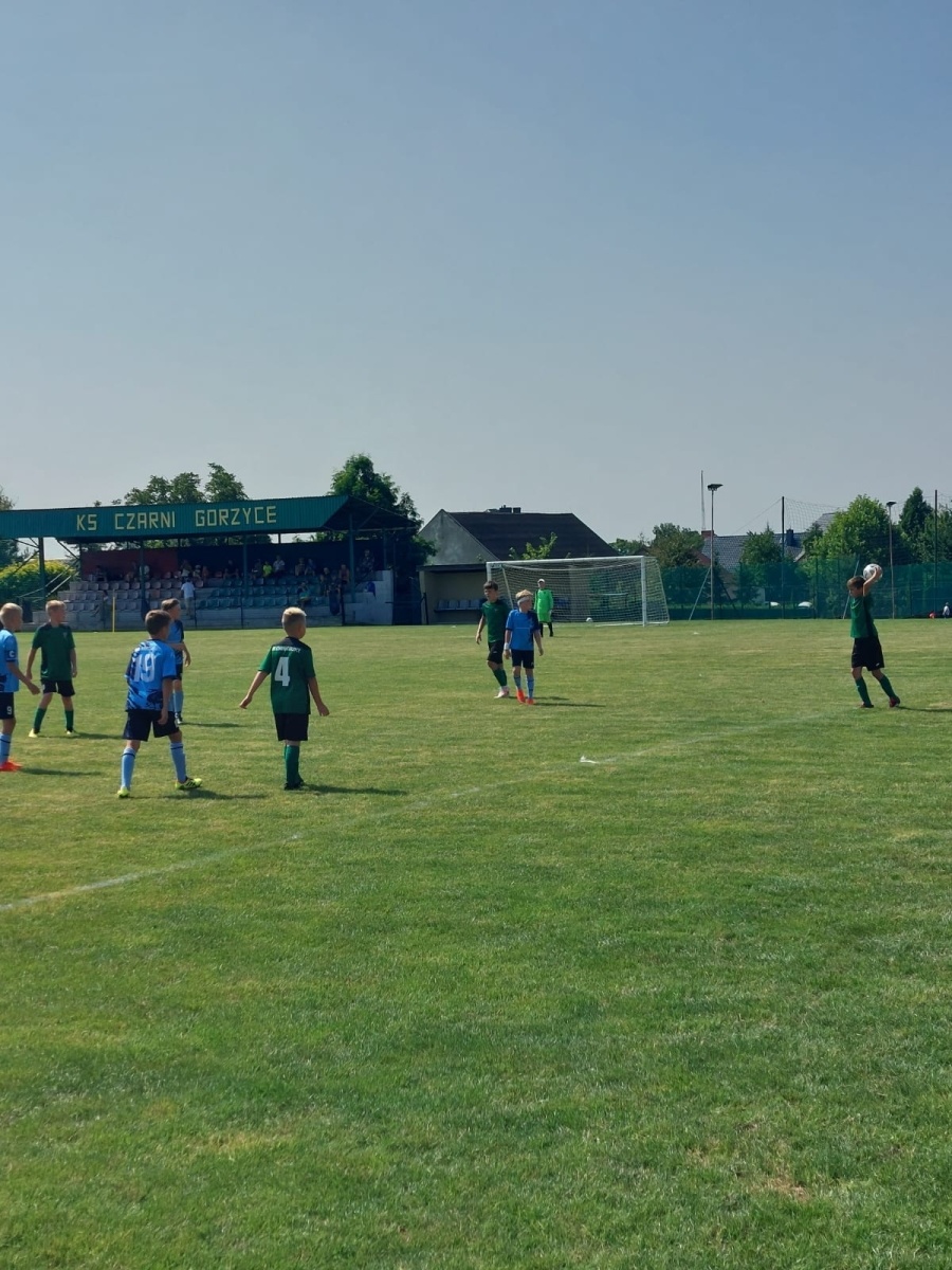 Zdjęcie w galerii na portalu naszwodzislaw.com: Piłkarska rywalizacja w Gorzycach. Czarni Gorzyce i FC Hlucin najlepsi [FOTO] wiadomości z regionu
