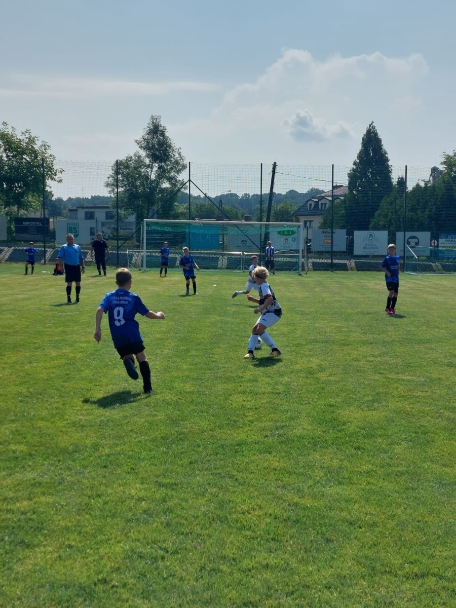 Zdjęcie w galerii na portalu naszwodzislaw.com: Piłkarska rywalizacja w Gorzycach. Czarni Gorzyce i FC Hlucin najlepsi [FOTO] wiadomości z regionu