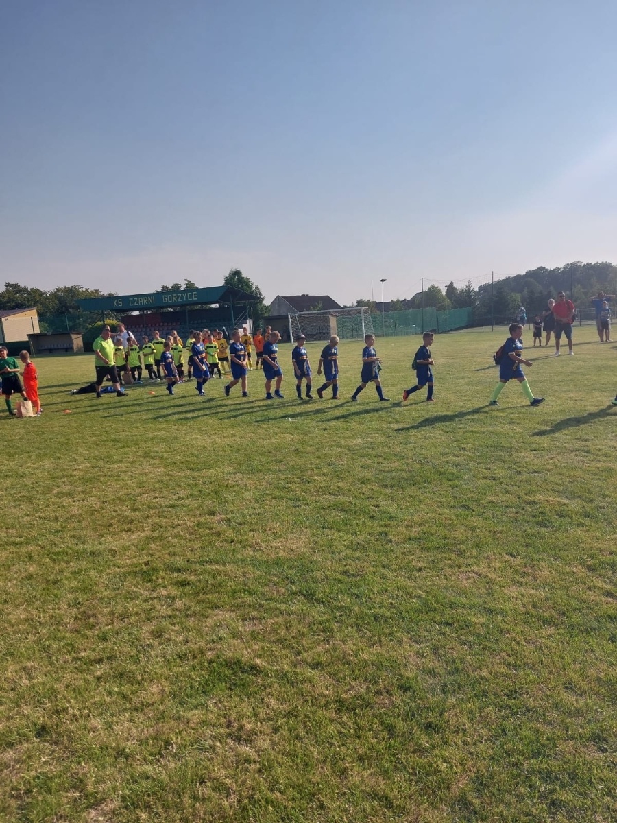 Zdjęcie w galerii na portalu naszwodzislaw.com: Piłkarska rywalizacja w Gorzycach. Czarni Gorzyce i FC Hlucin najlepsi [FOTO] wiadomości z regionu