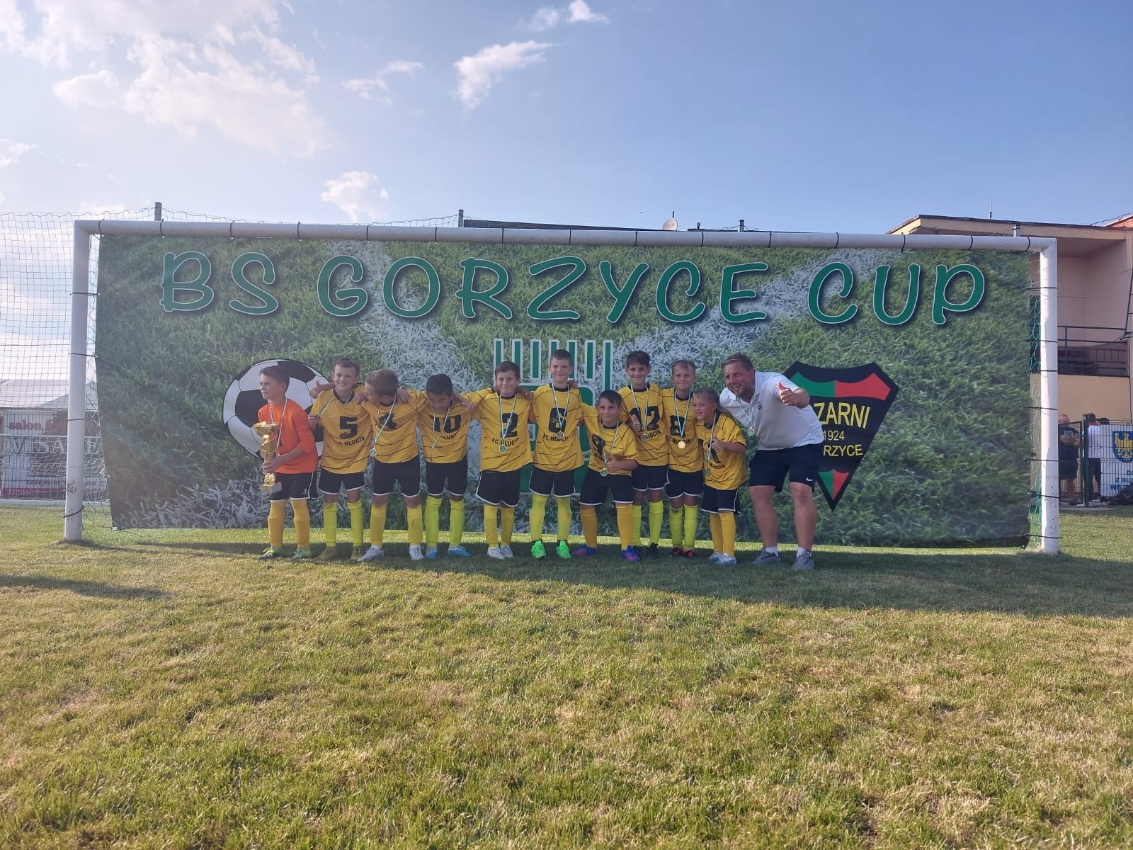 Zdjęcie w galerii na portalu naszwodzislaw.com: Piłkarska rywalizacja w Gorzycach. Czarni Gorzyce i FC Hlucin najlepsi [FOTO] wiadomości z regionu