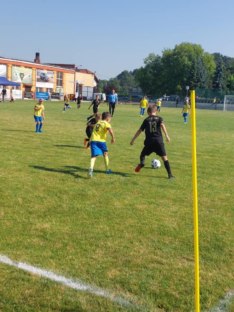 Zdjęcie w galerii na portalu naszwodzislaw.com: Piłkarska rywalizacja w Gorzycach. Czarni Gorzyce i FC Hlucin najlepsi [FOTO] wiadomości z regionu