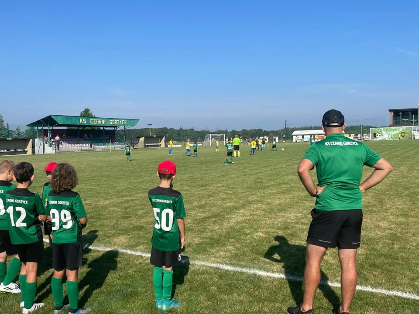 Zdjęcie w galerii na portalu naszwodzislaw.com: Piłkarska rywalizacja w Gorzycach. Czarni Gorzyce i FC Hlucin najlepsi [FOTO] wiadomości z regionu