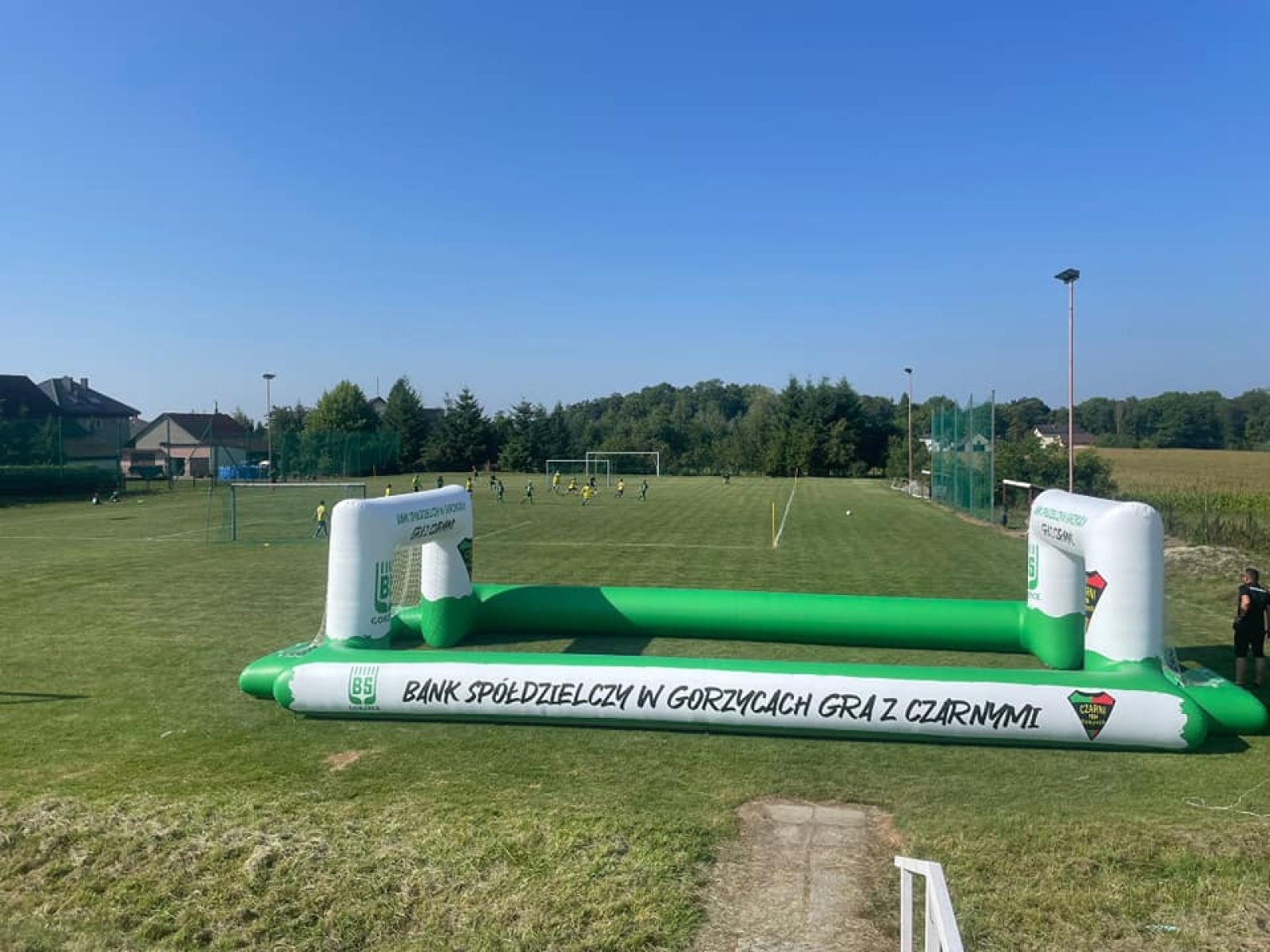 Zdjęcie w galerii na portalu naszwodzislaw.com: Piłkarska rywalizacja w Gorzycach. Czarni Gorzyce i FC Hlucin najlepsi [FOTO] wiadomości z regionu