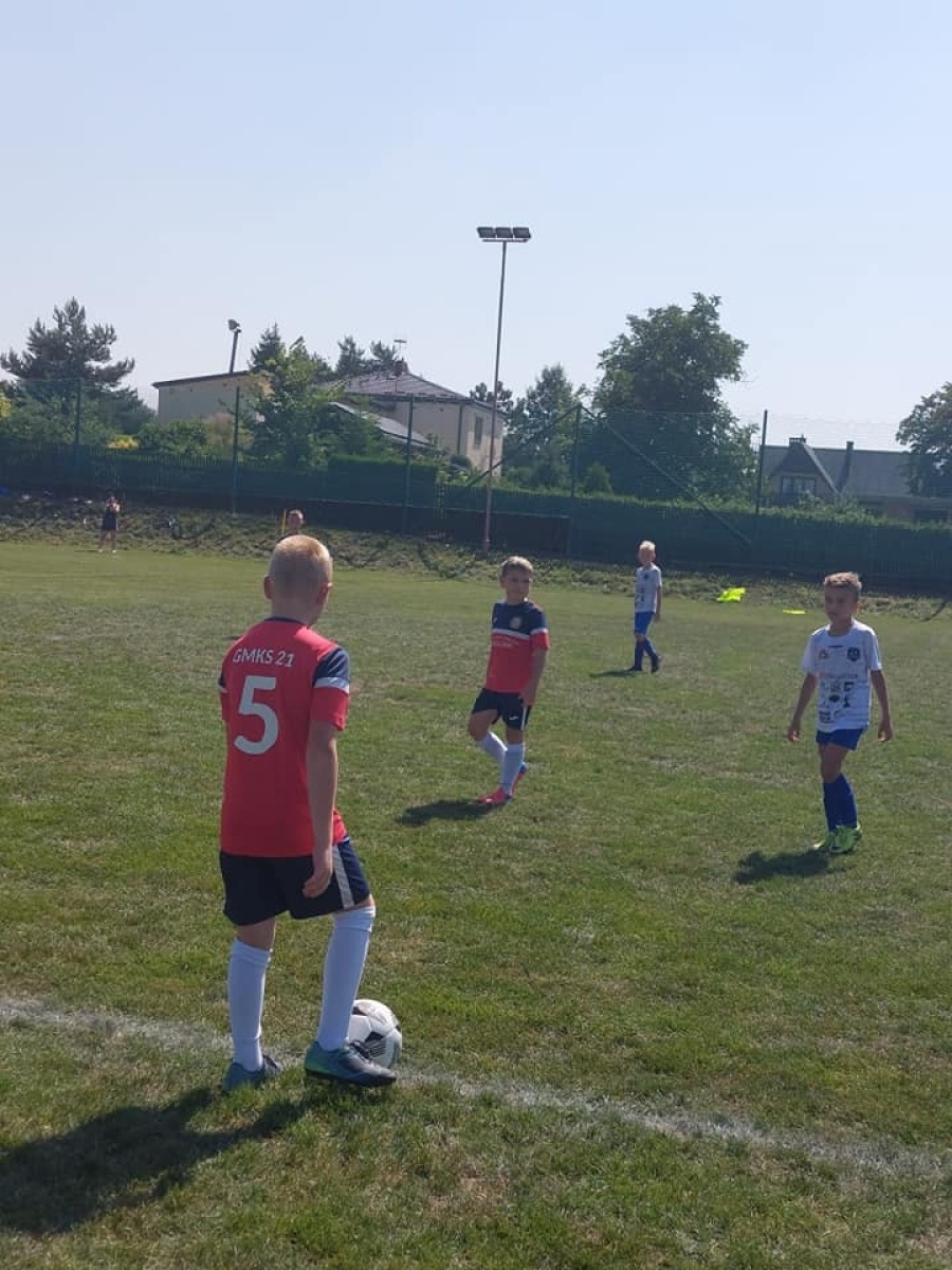 Zdjęcie w galerii na portalu naszwodzislaw.com: Piłkarska rywalizacja w Gorzycach. Czarni Gorzyce i FC Hlucin najlepsi [FOTO] wiadomości z regionu