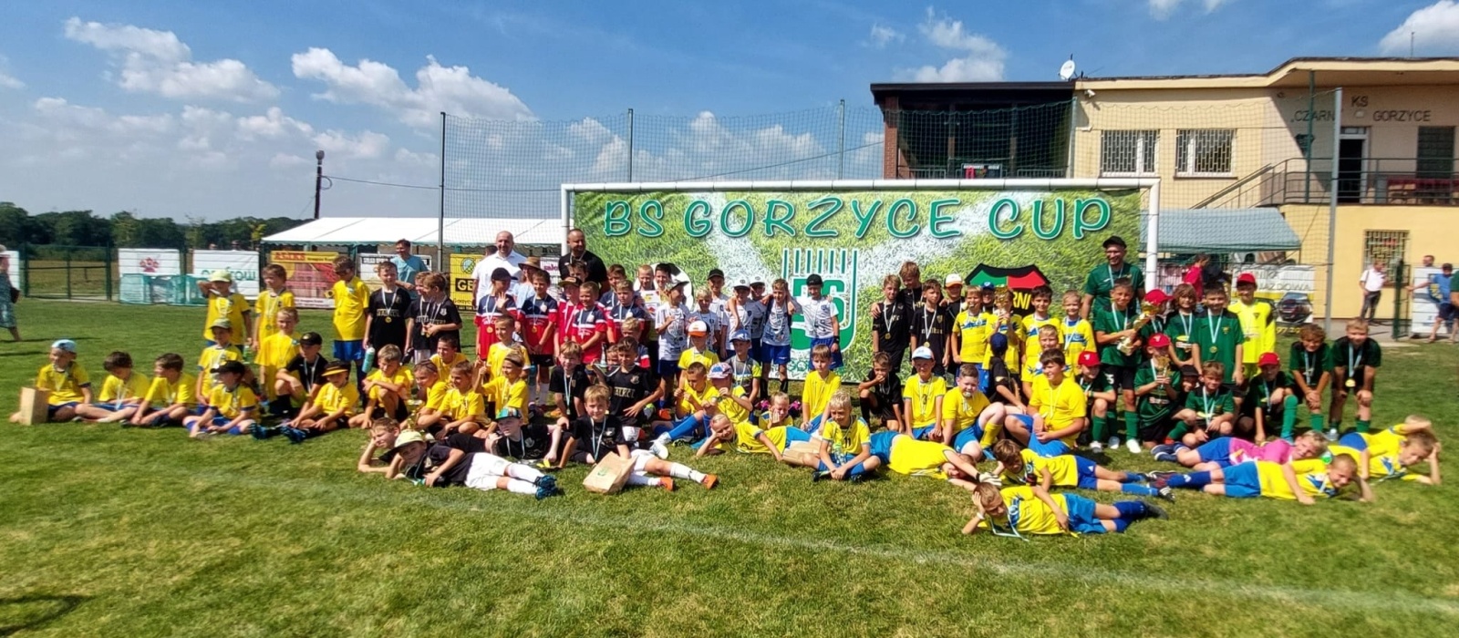 Zdjęcie w galerii na portalu naszwodzislaw.com: Piłkarska rywalizacja w Gorzycach. Czarni Gorzyce i FC Hlucin najlepsi [FOTO] wiadomości z regionu