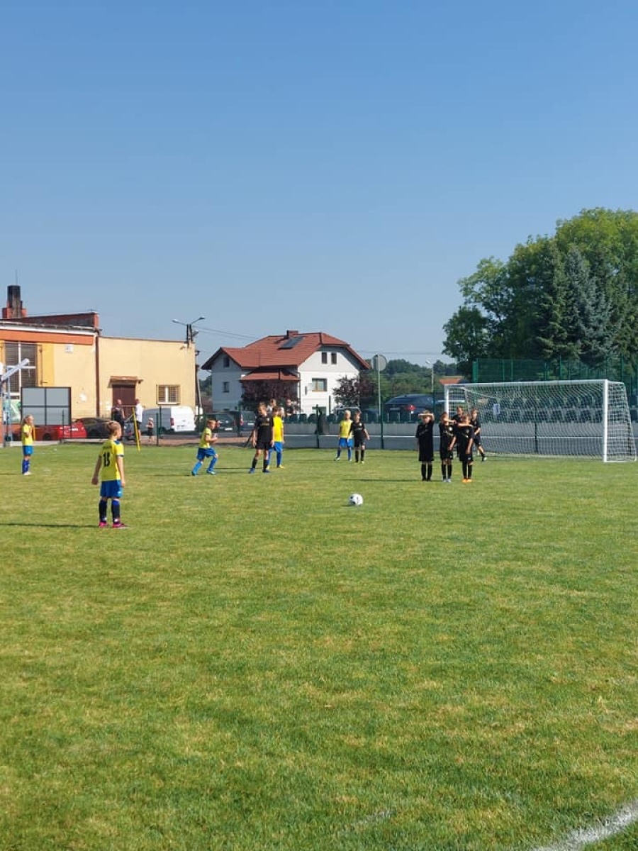 Zdjęcie w galerii na portalu naszwodzislaw.com: Piłkarska rywalizacja w Gorzycach. Czarni Gorzyce i FC Hlucin najlepsi [FOTO] wiadomości z regionu