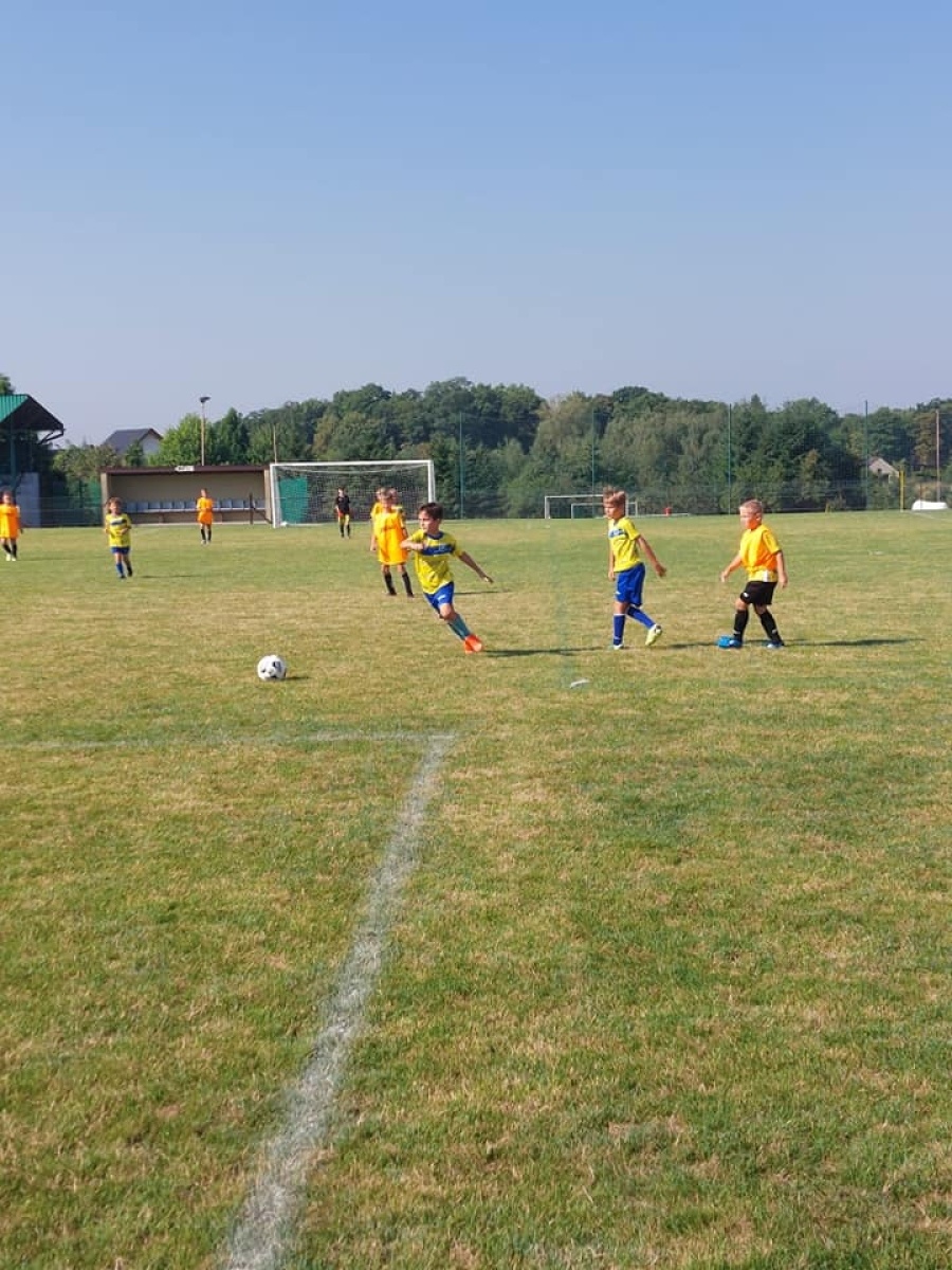 Zdjęcie w galerii na portalu naszwodzislaw.com: Piłkarska rywalizacja w Gorzycach. Czarni Gorzyce i FC Hlucin najlepsi [FOTO] wiadomości z regionu