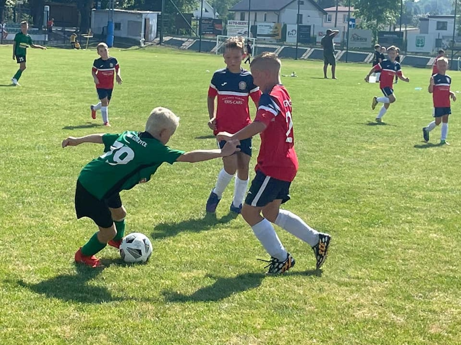 Zdjęcie w galerii na portalu naszwodzislaw.com: Piłkarska rywalizacja w Gorzycach. Czarni Gorzyce i FC Hlucin najlepsi [FOTO] wiadomości z regionu